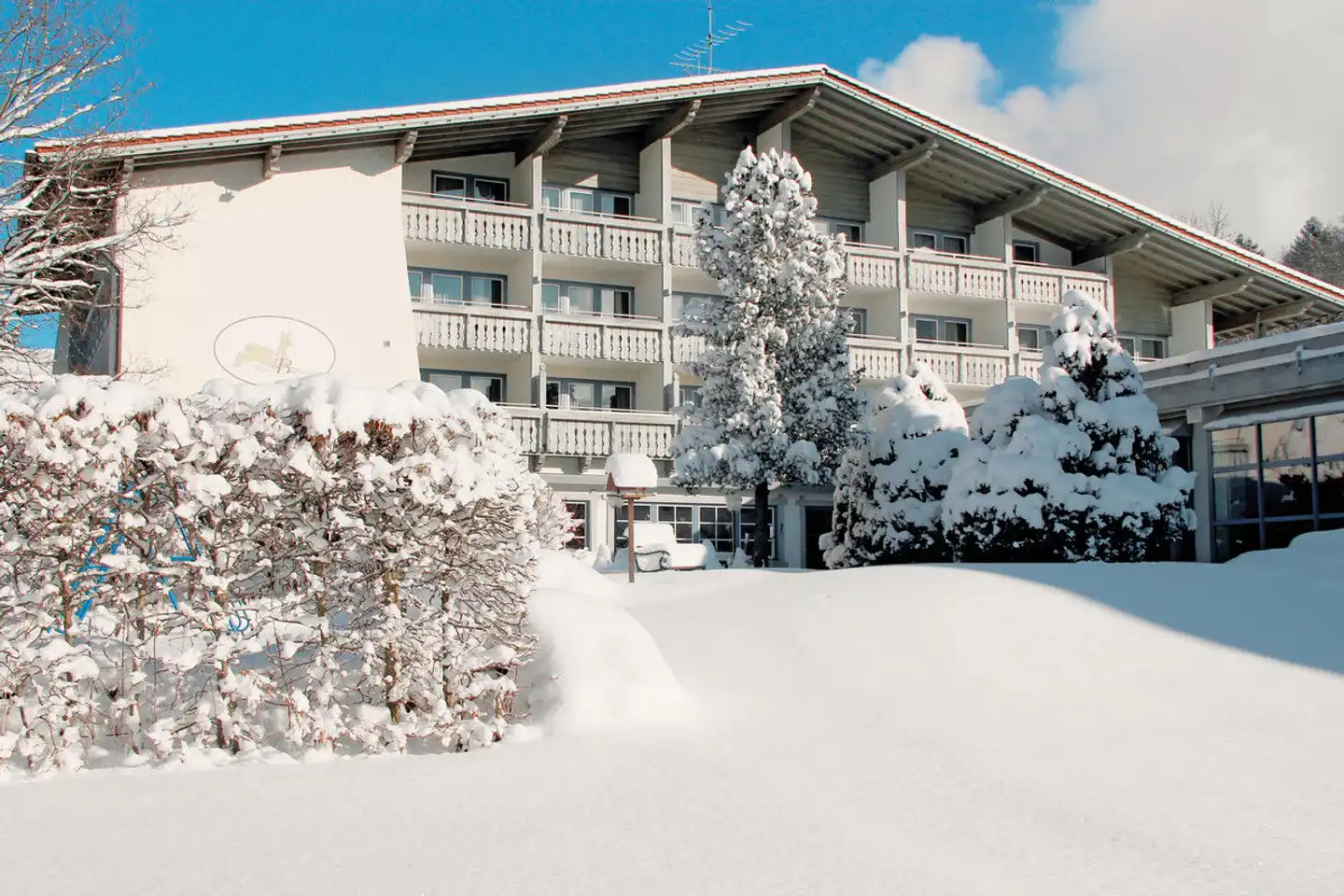 Hotel Bannwaldsee Aussenansicht