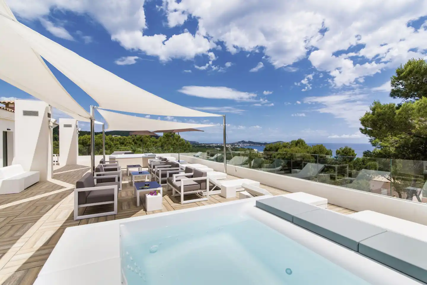 Na Taconera Sport & Relax Pool