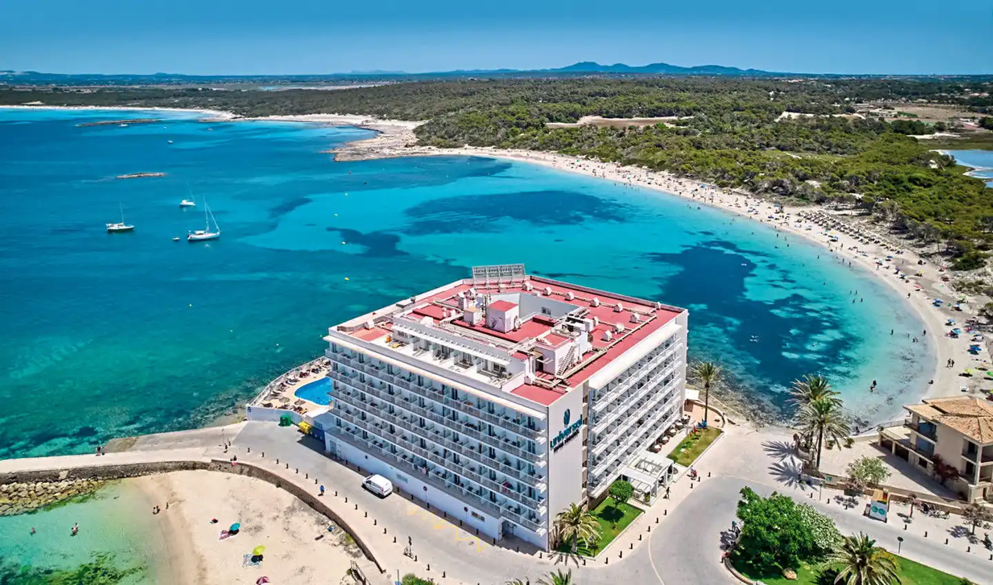 Universal Hotel Marqués Aussenansicht
