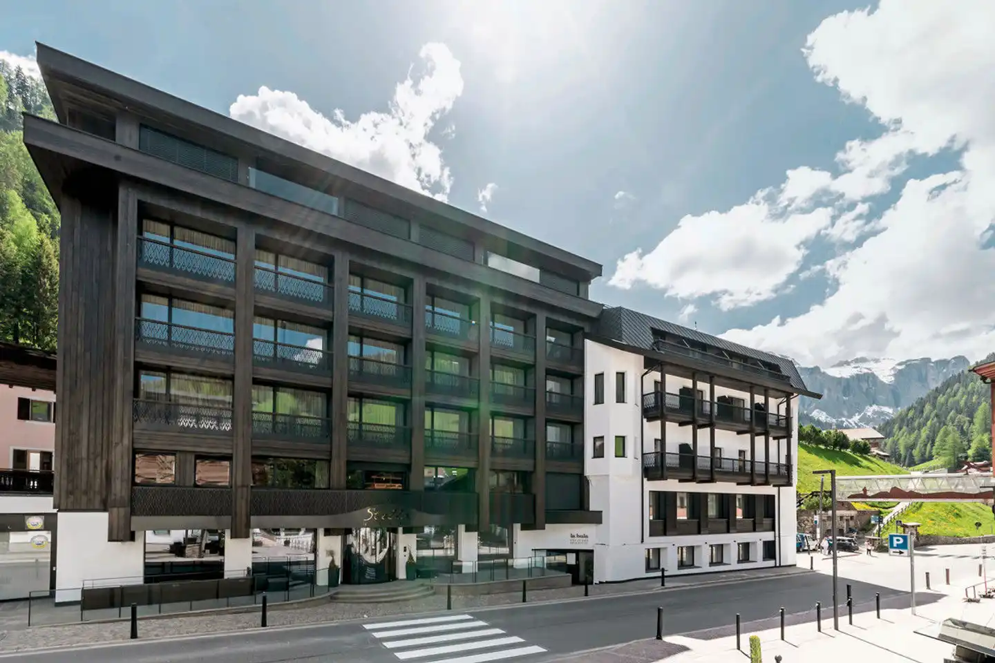 Hotel Stella - My Dolomites Experience Aussenansicht