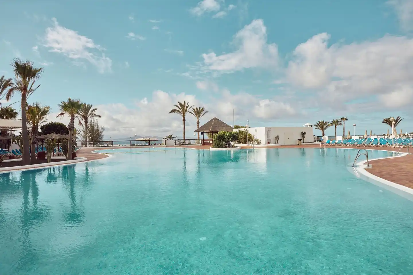 Sandos Papagayo Pool