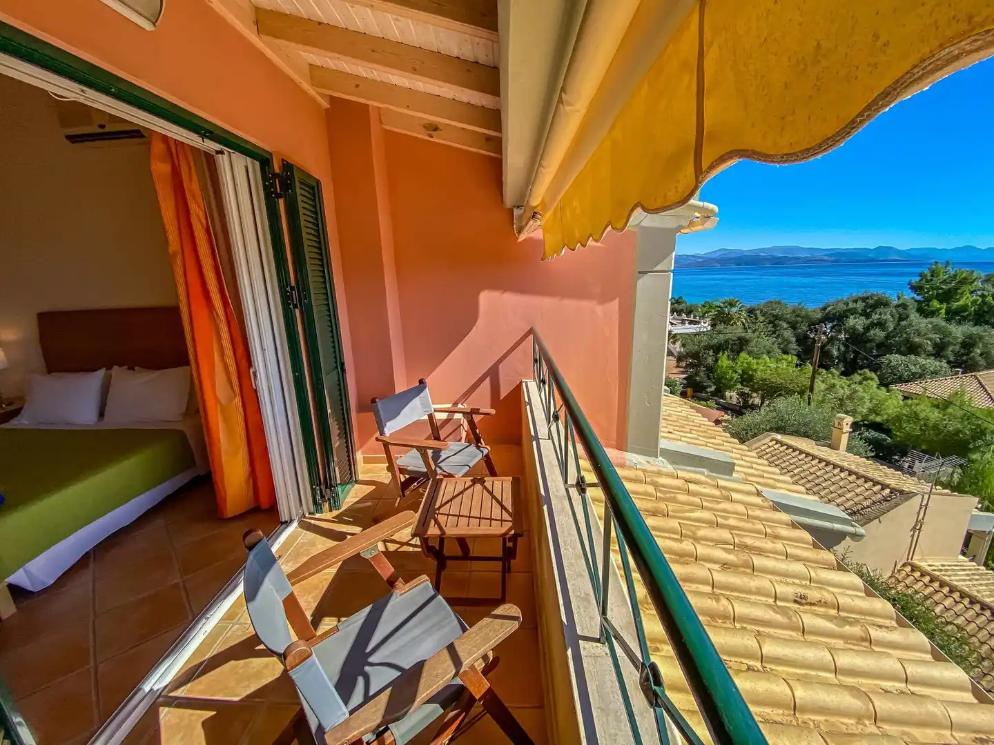 La Riviera Barbati Seaside Luxurious Apartments & Villas Terrasse