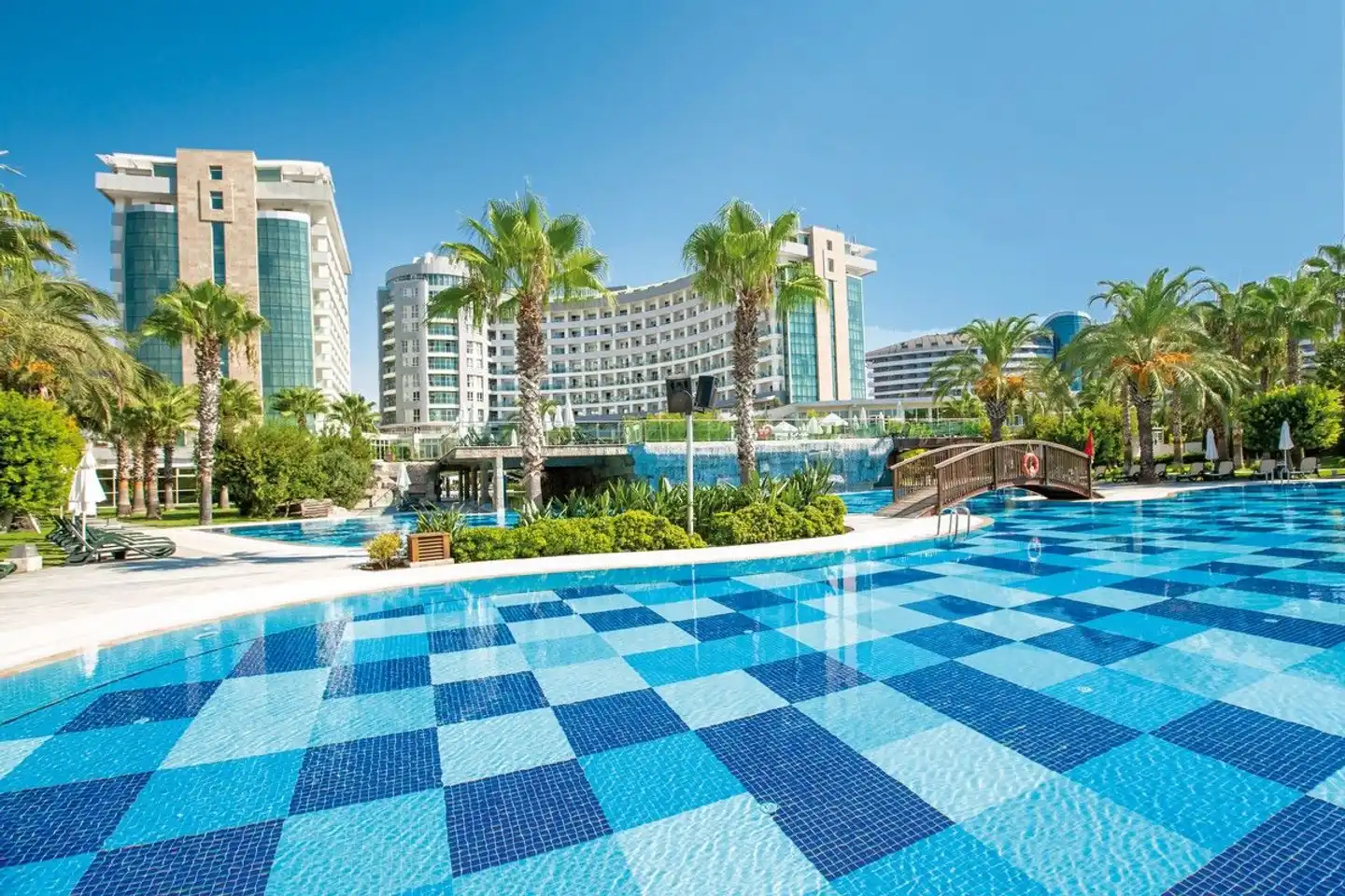 Sherwood Exclusive Lara Pool