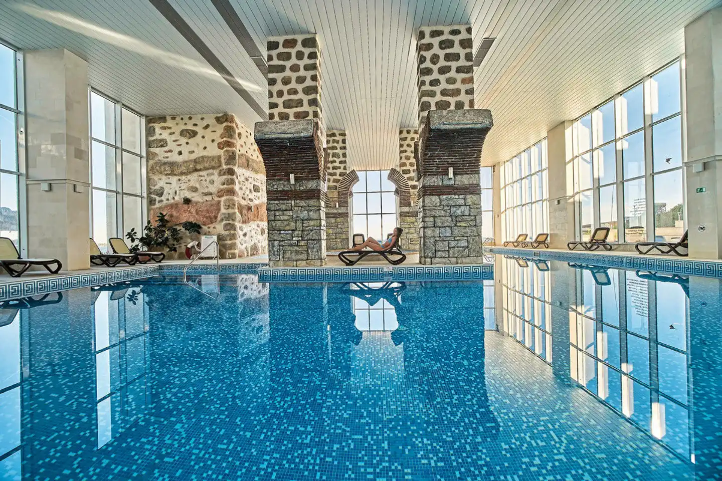 Bilyana Beach Hotel Hallenbad
