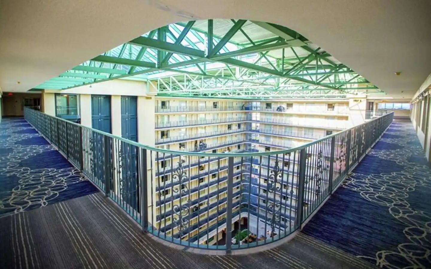 Embassy Suites by Hilton Fort Lauderdale - 17th Street Lobby