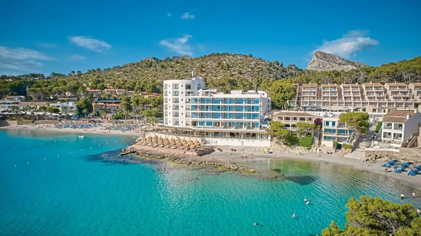 Universal Hotel Aquamarin Aussenansicht