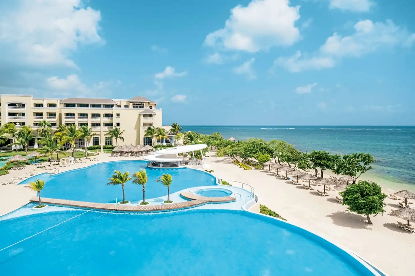 Iberostar Waves Rose Hall Beach Pool