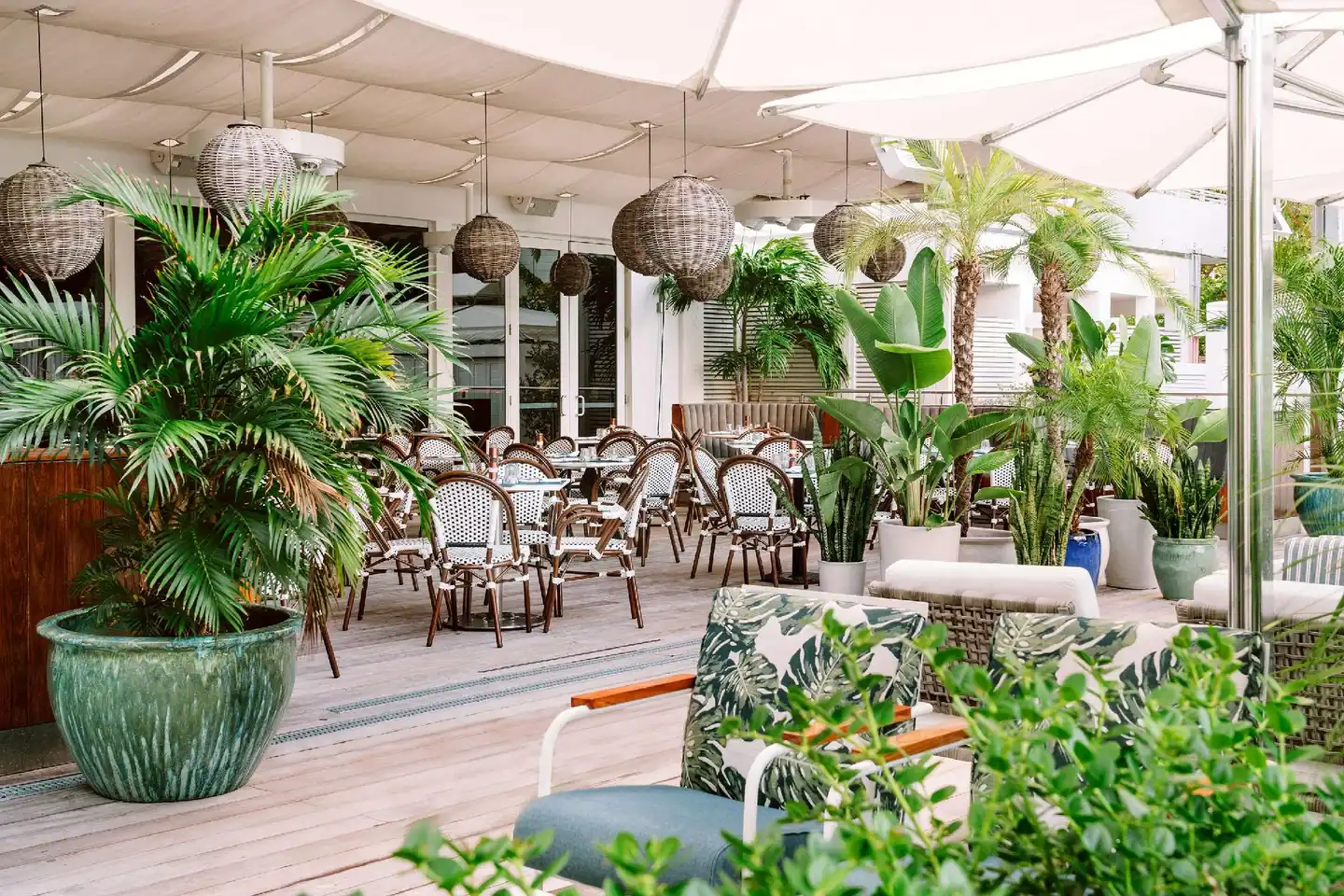 Nautilus Sonesta Miami Beach Terrasse
