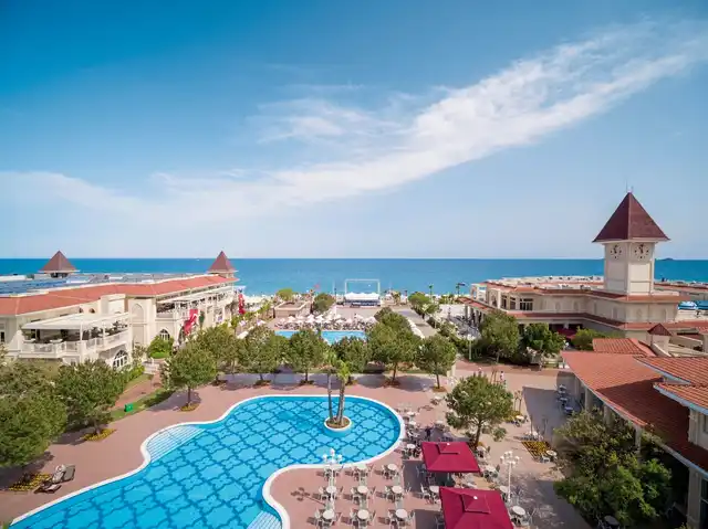 Güral Premier Tekirova Pool