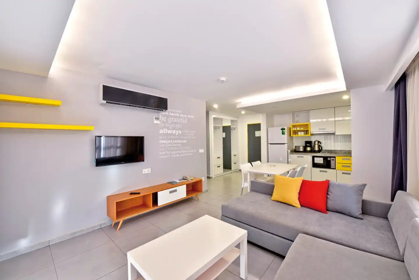 Green Garden Suites Lobby