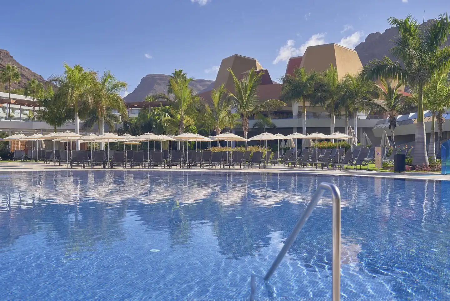 Radisson Blu Resort & Spa, Gran Canaria Mogan Pool