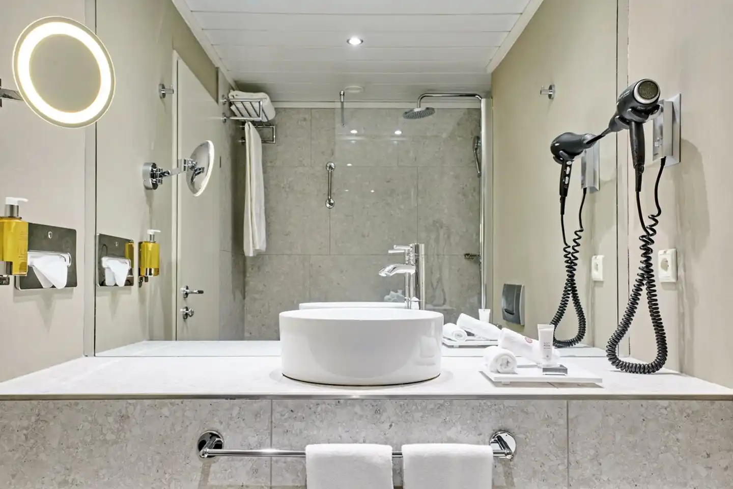 NH Collection Prague Badezimmer