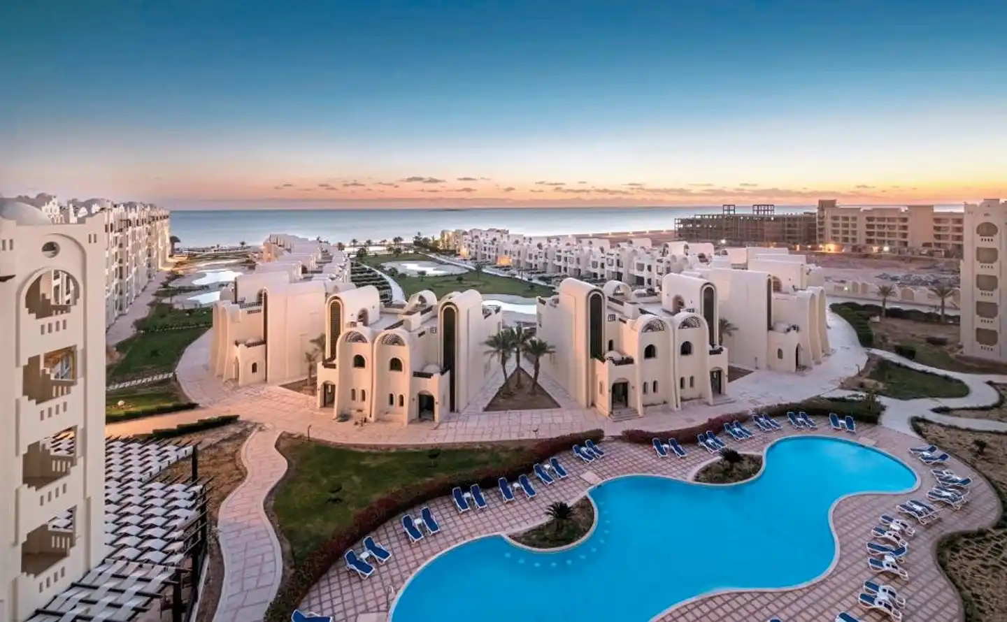 Gravity Hotel & Aquapark Sahl Hasheesh Pool