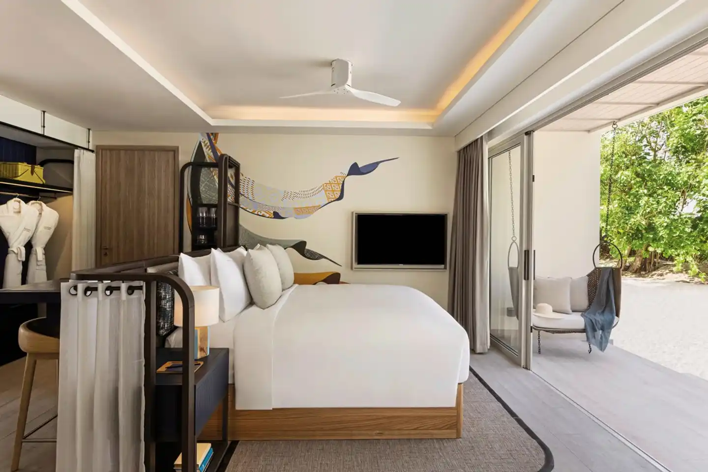 Avani+ Fares Maldives Resort Wohnbeispiel