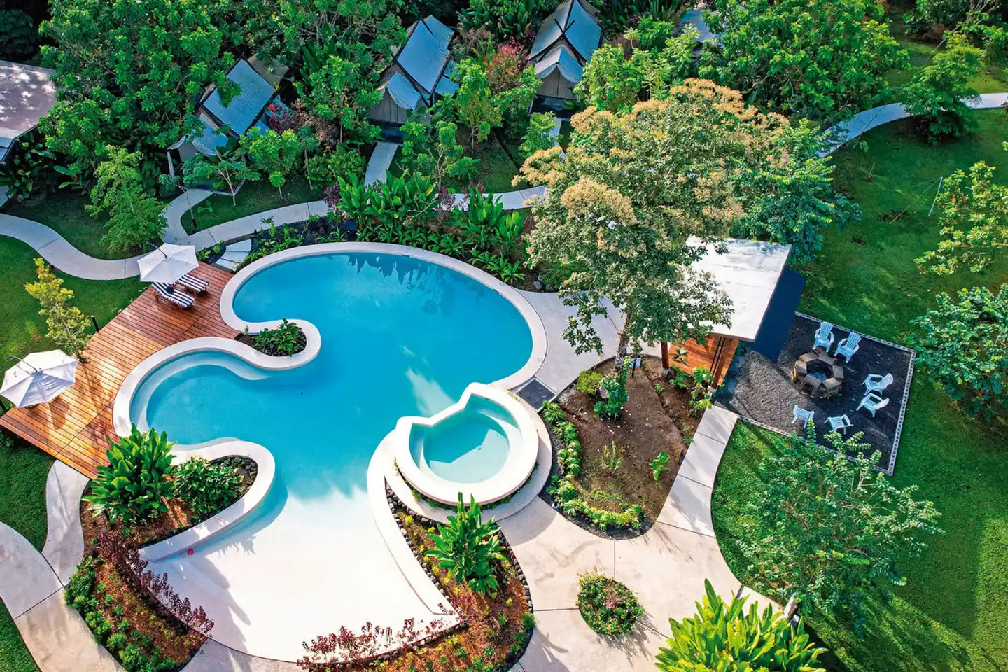 Hotel Arenal Glamping Pool