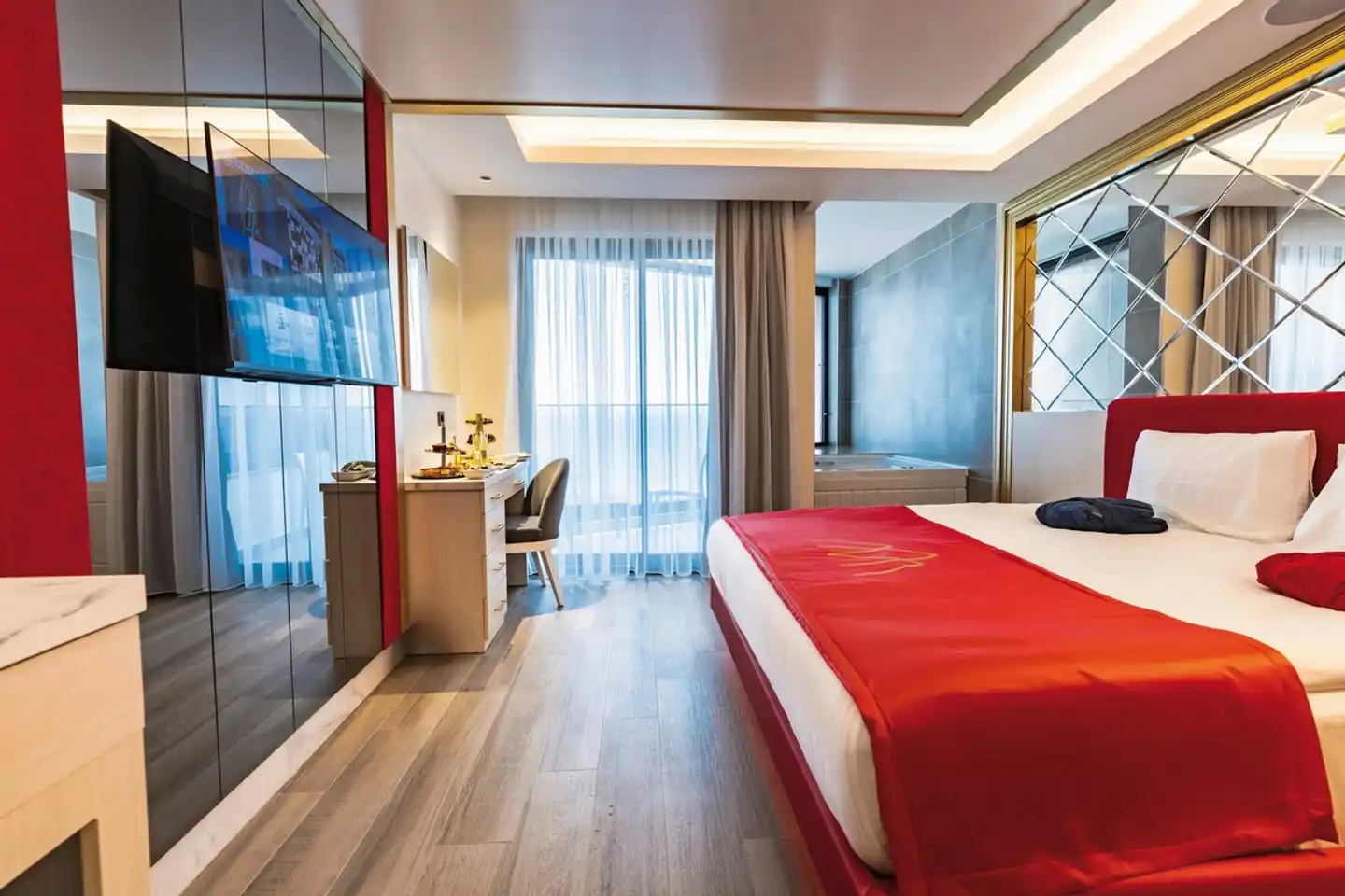 Granada Luxury Red Wohnbeispiel