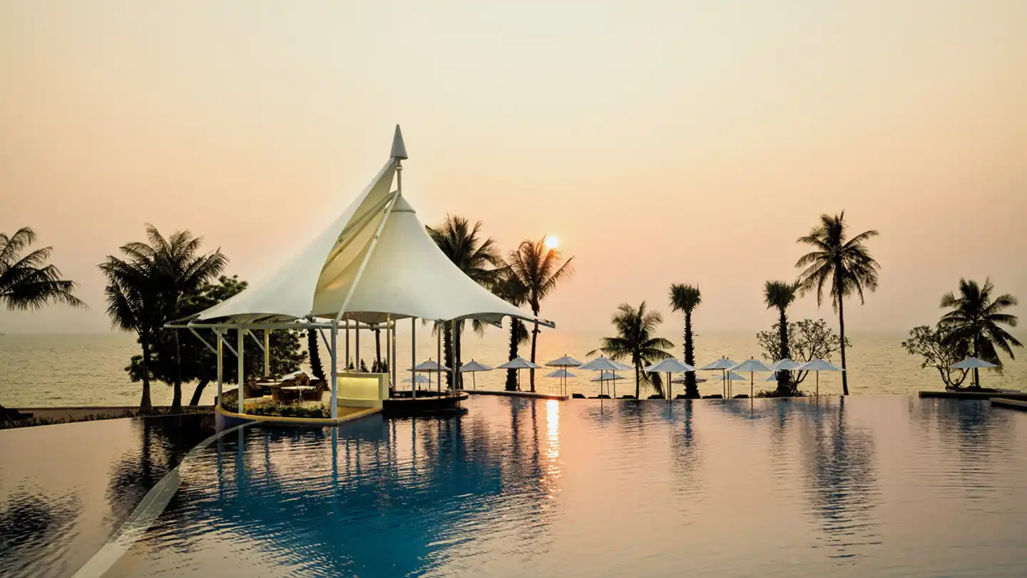 Mövenpick Siam Na Jomtien Pattaya Pool