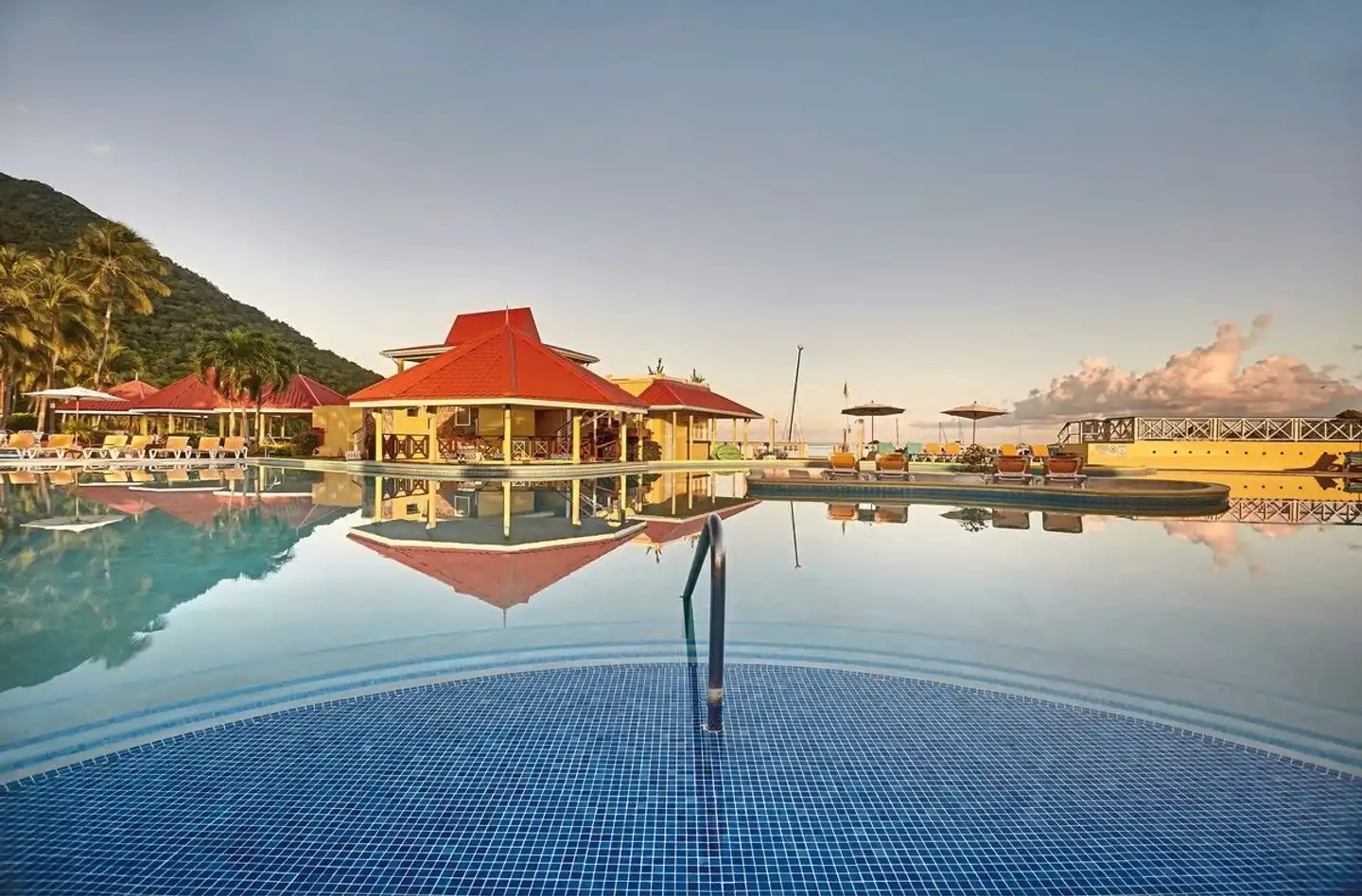 Starfish St. Lucia Pool