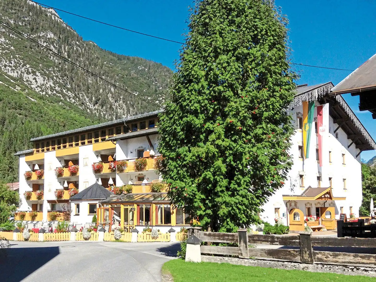 Sporthotel Xander Terrasse