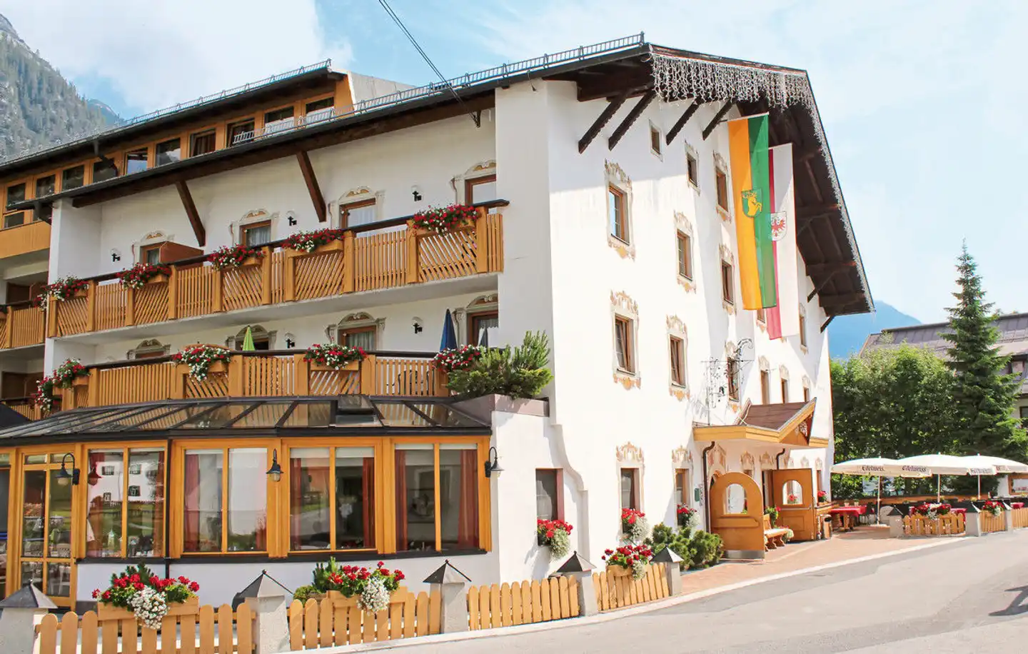 Sporthotel Xander Aussenansicht