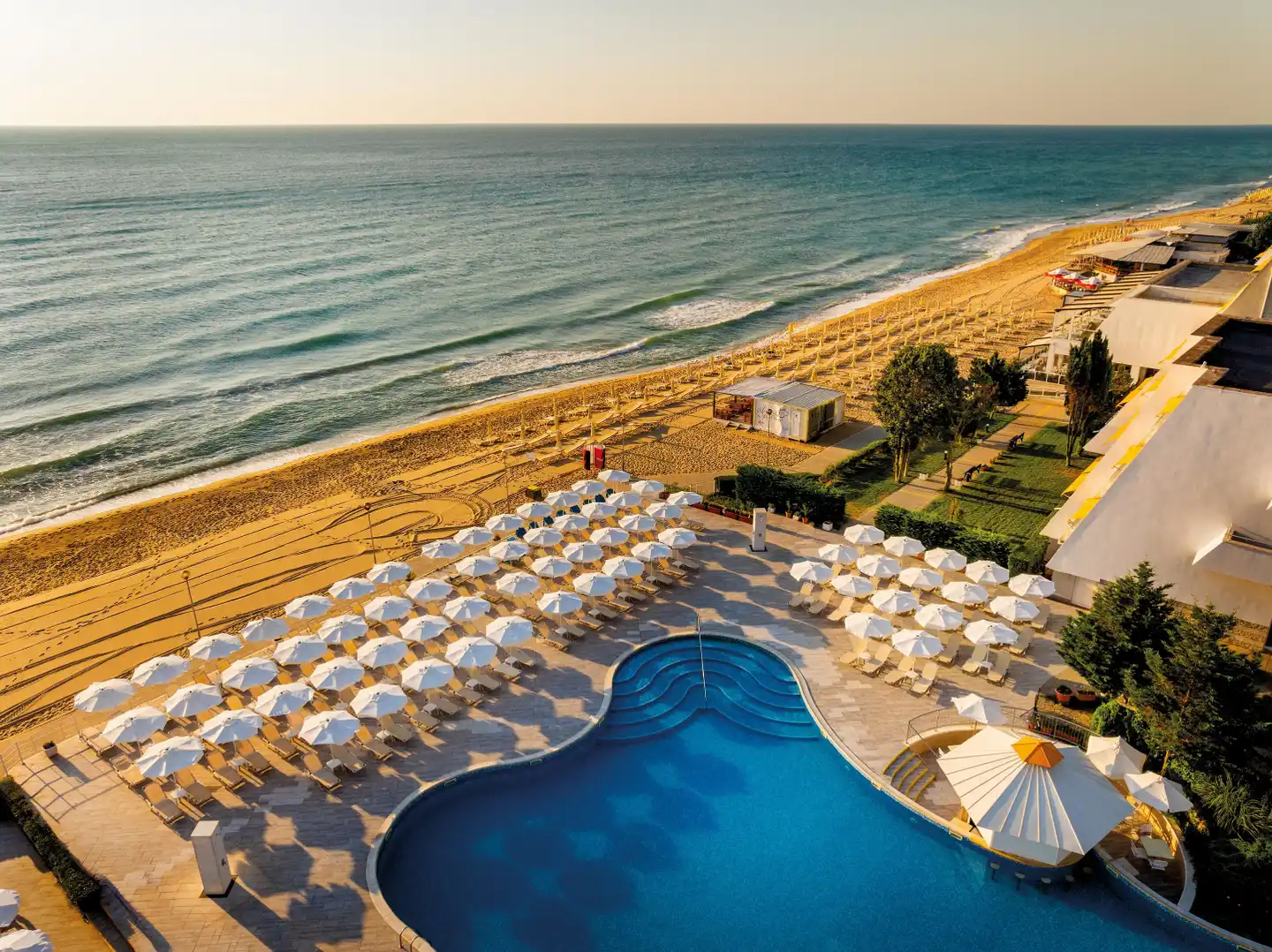 AluaSun Helios Beach Strand