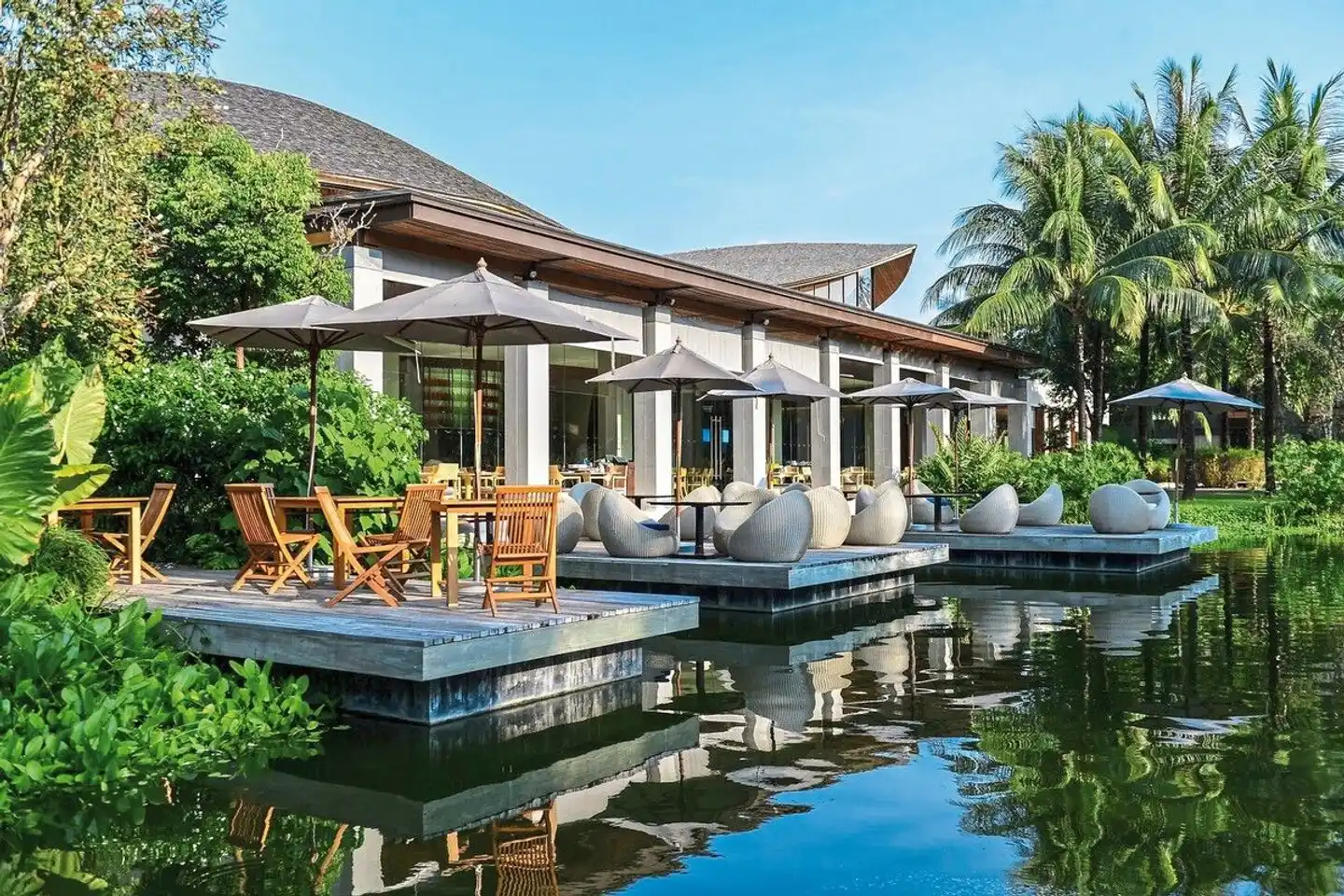 Renaissance Phuket Resort & Spa Pool