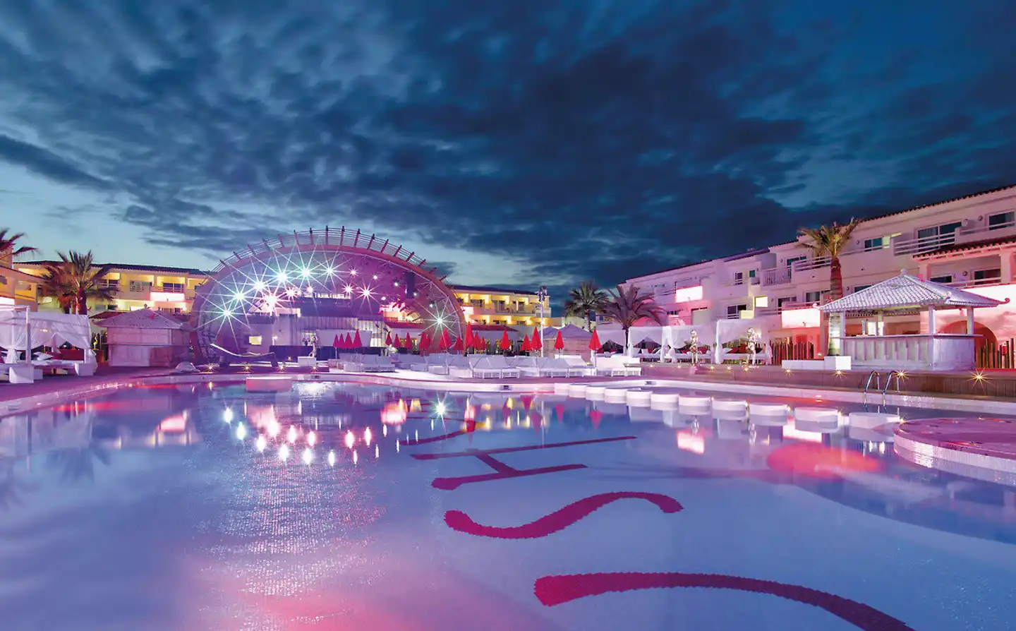 Ushuaïa Ibiza Beach POOL