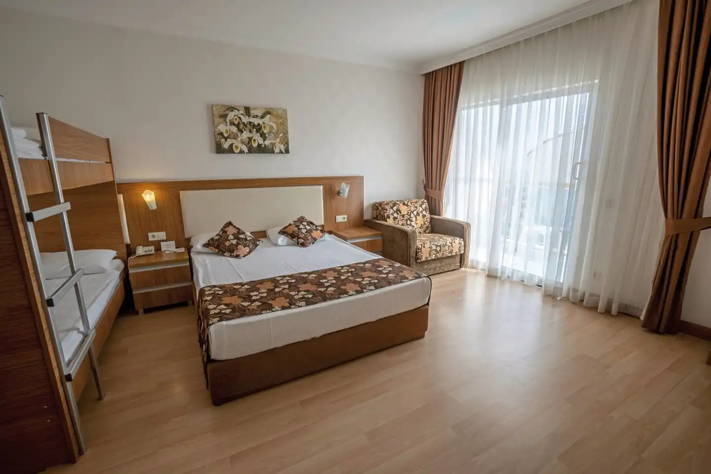 Cenger Beach Resort Wohnbeispiel