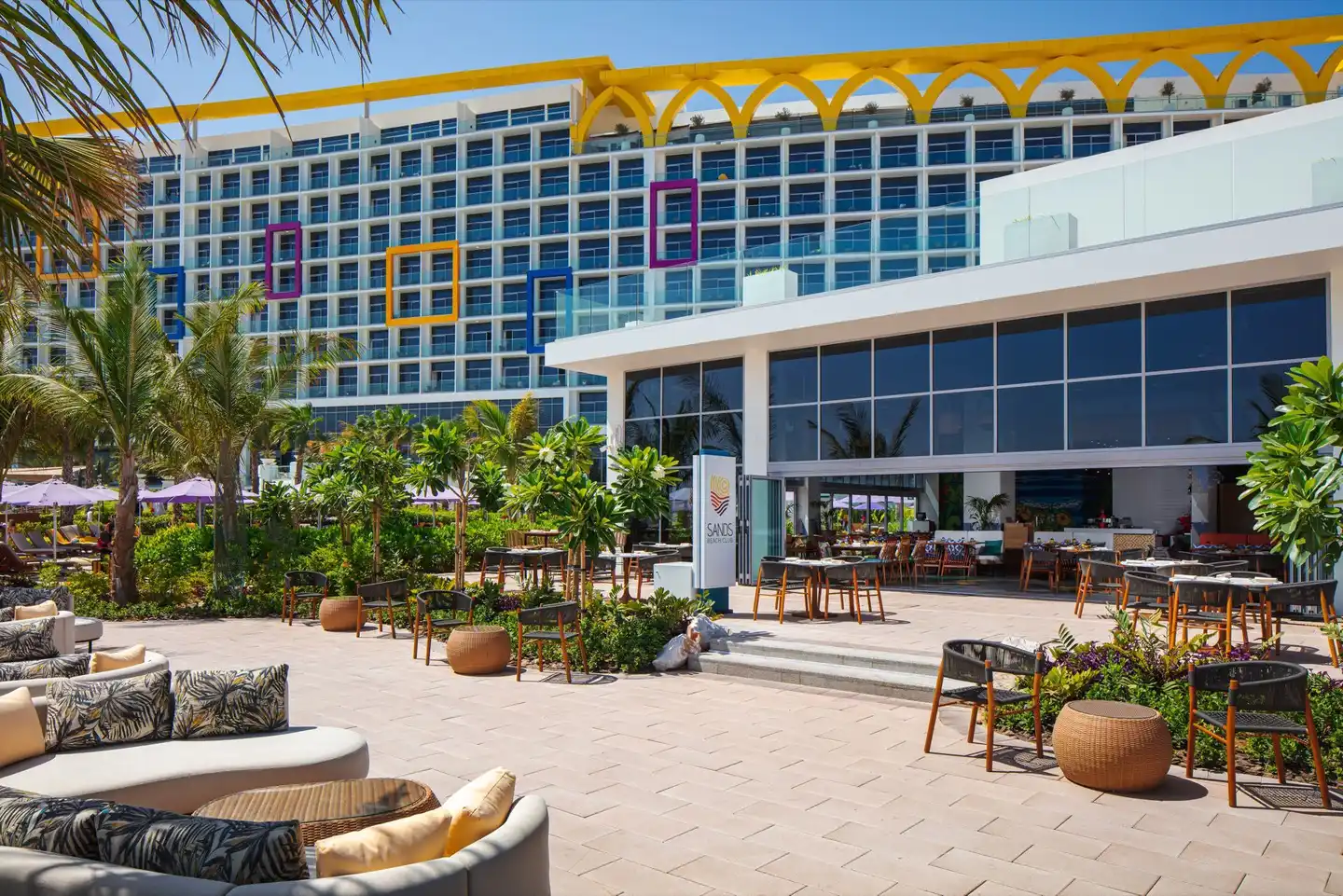 Centara Mirage Beach Resort Dubai Aussenansicht