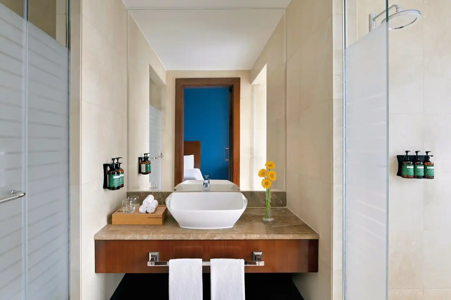 voco Dubai Badezimmer