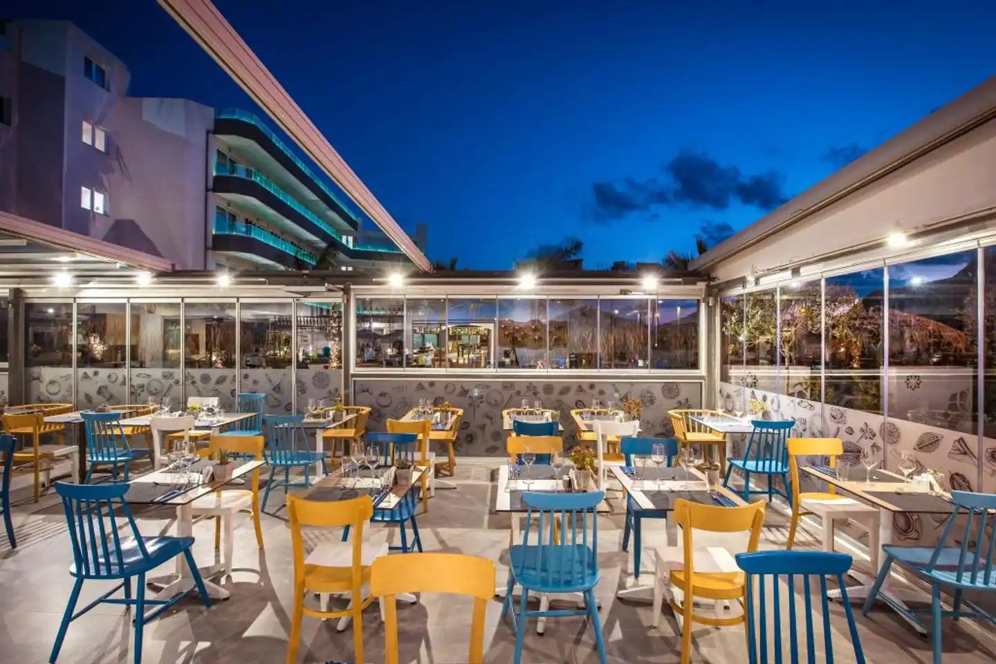 Infinity Blue Boutique Hotel & Spa Restaurant