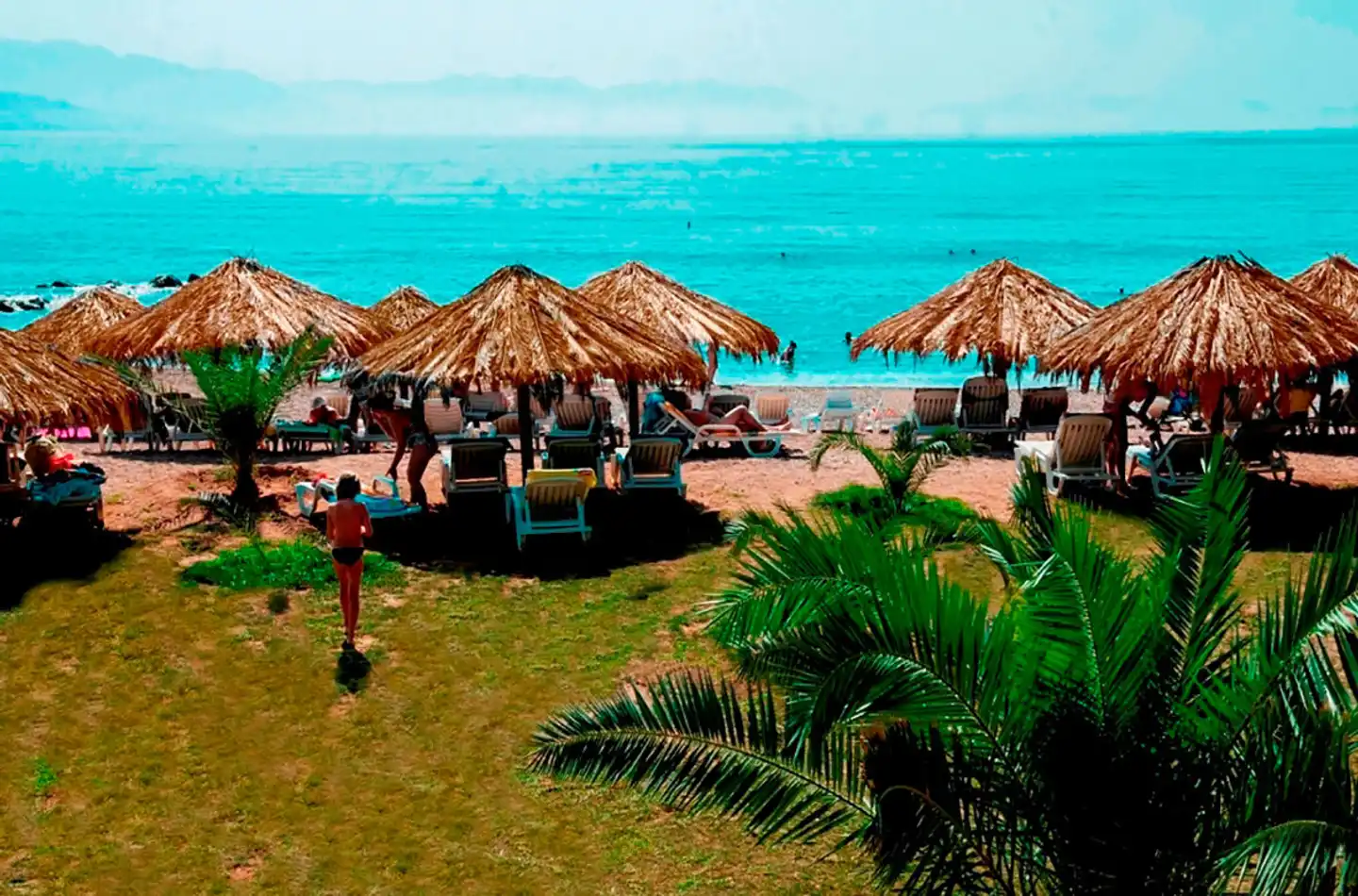 Sunrise Village Beach Hotel Aussenansicht