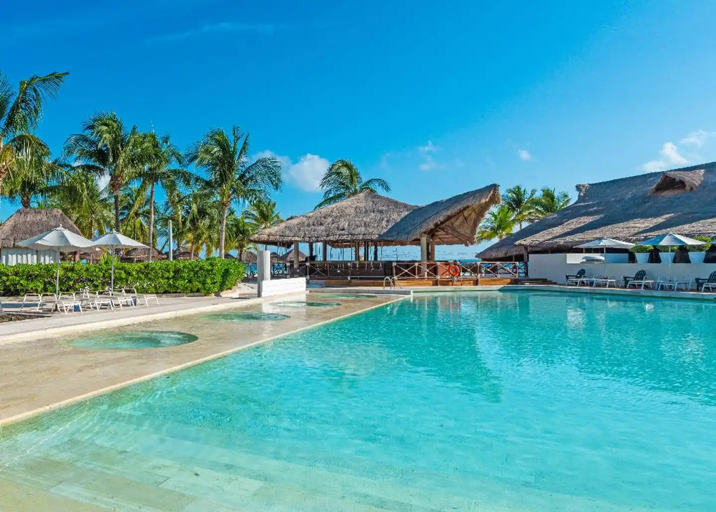InterContinental Presidente Cancun Resort Pool