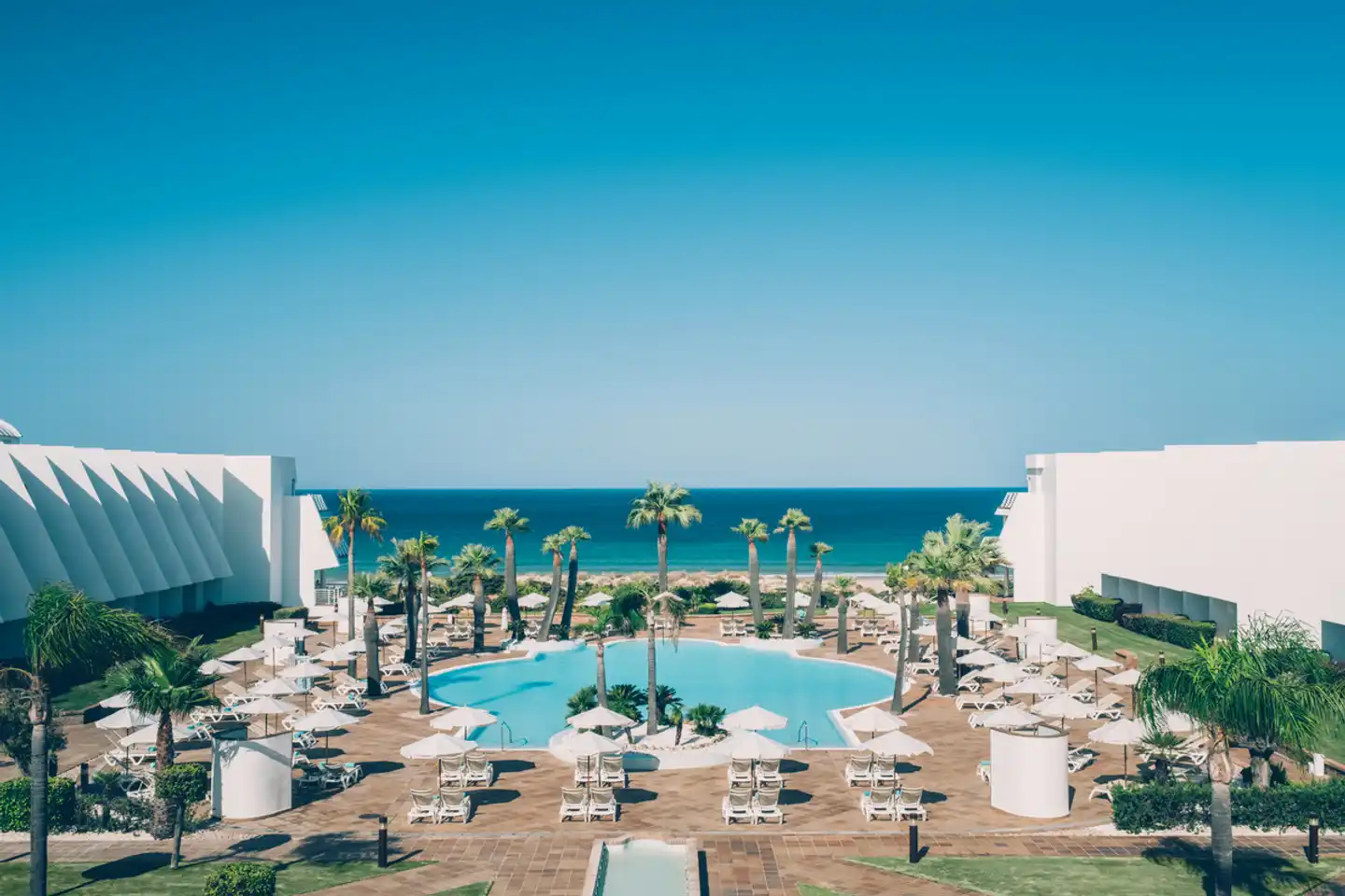Iberostar Waves Royal Andalus Pool