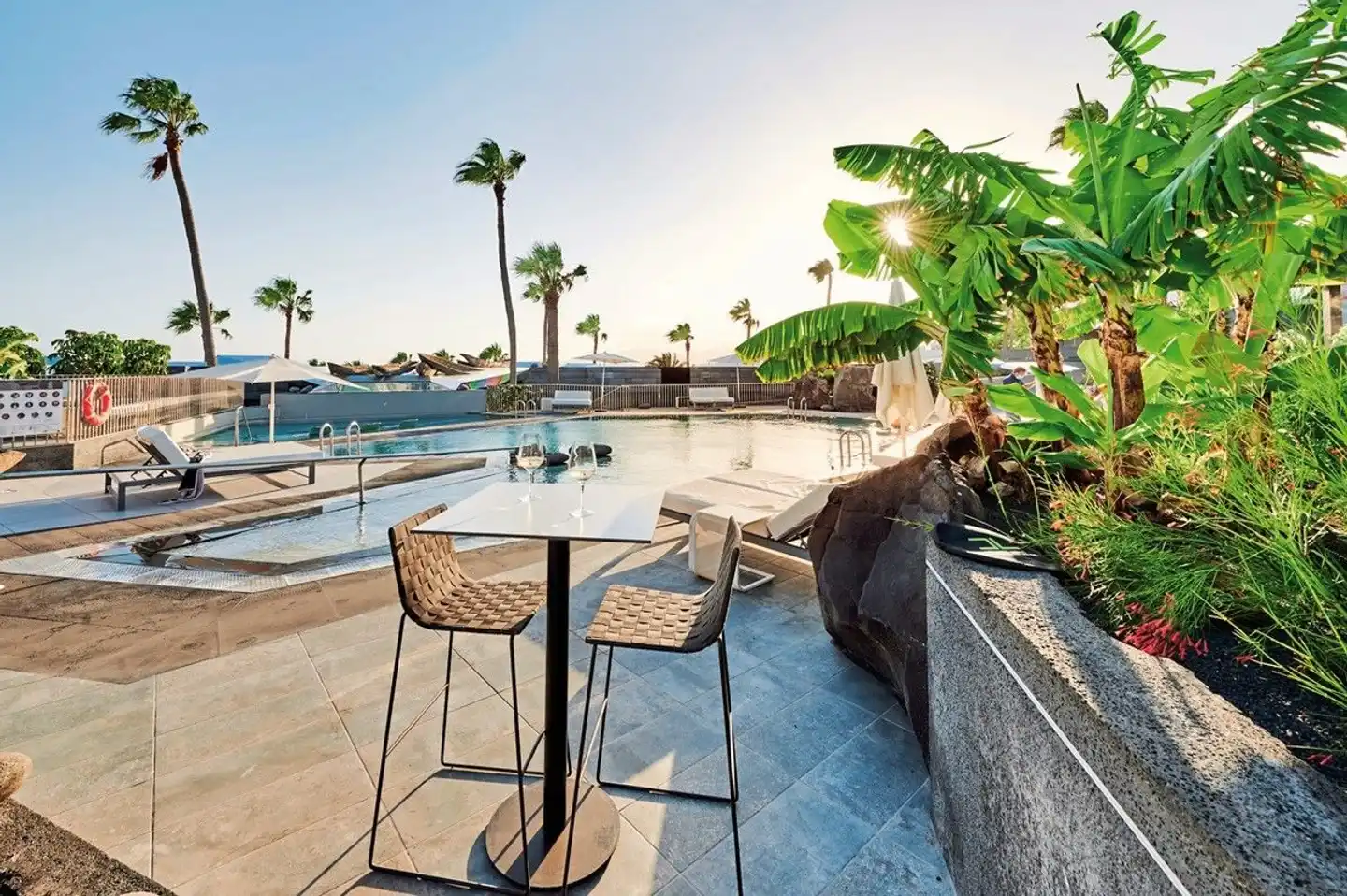 La Isla y el Mar Terrasse