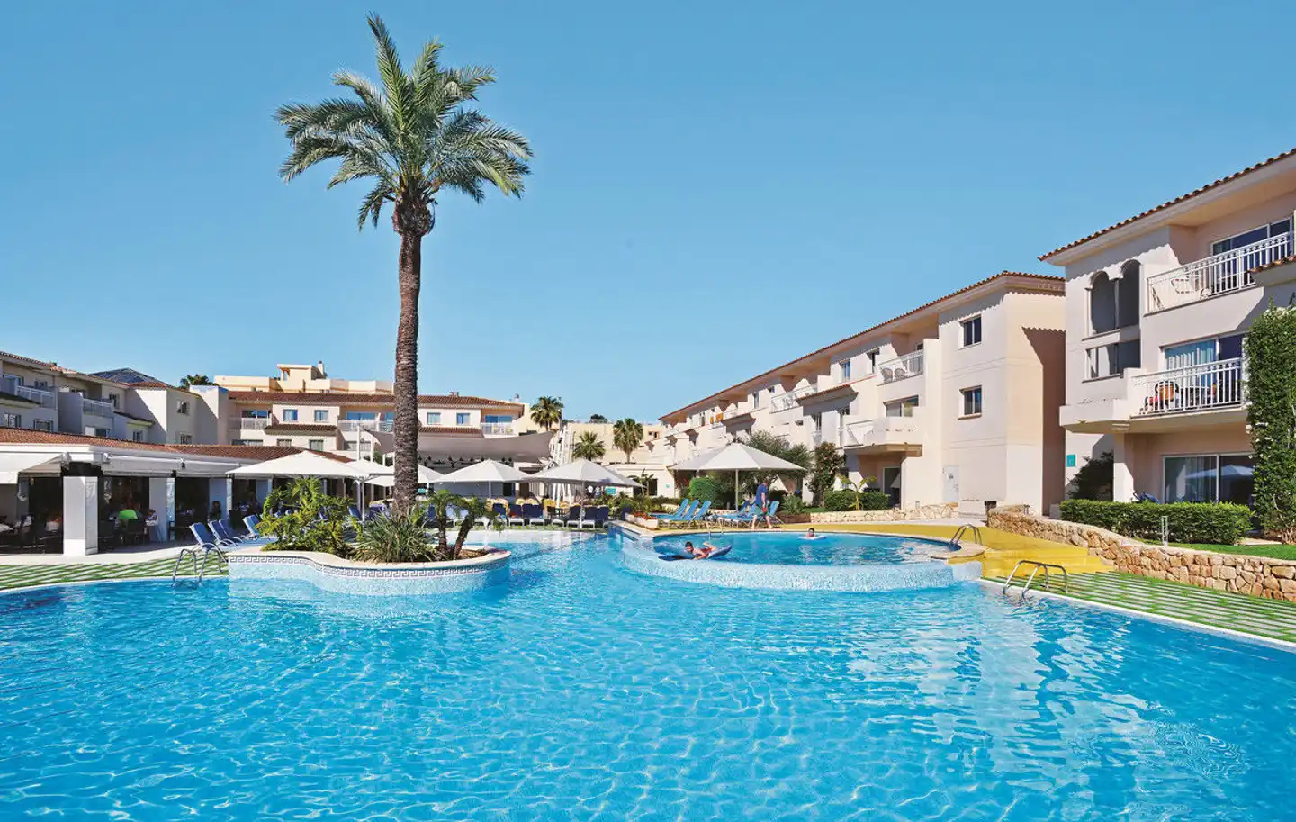 Isla de Cabrera Aparthotel Pool