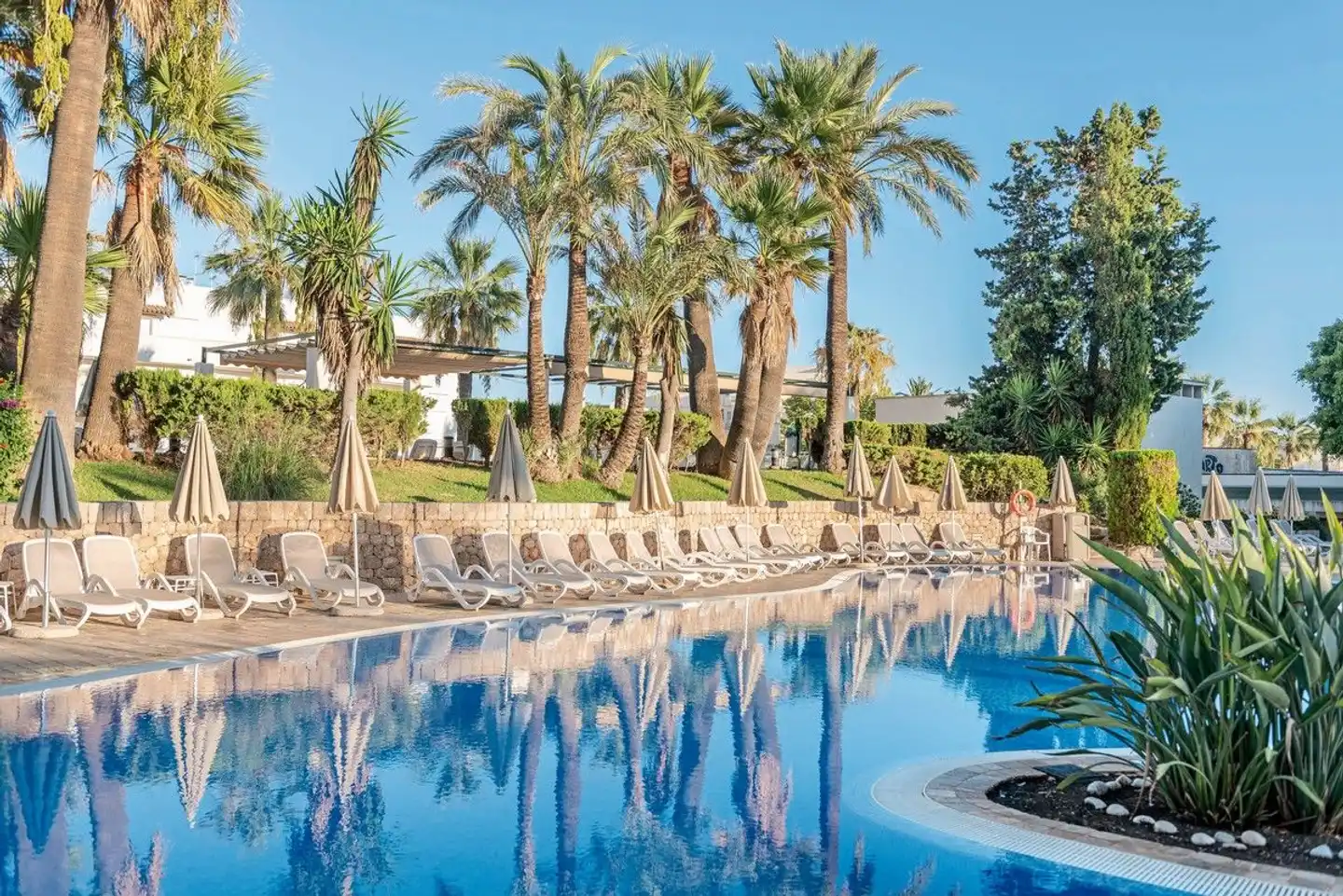 Welikehotel Marfil Playa Pool