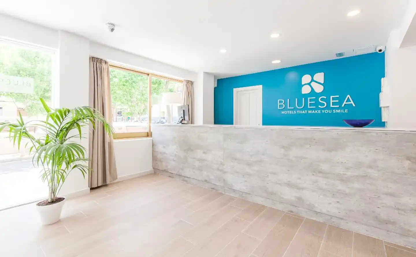 BLUESEA Arenal Tower Lobby