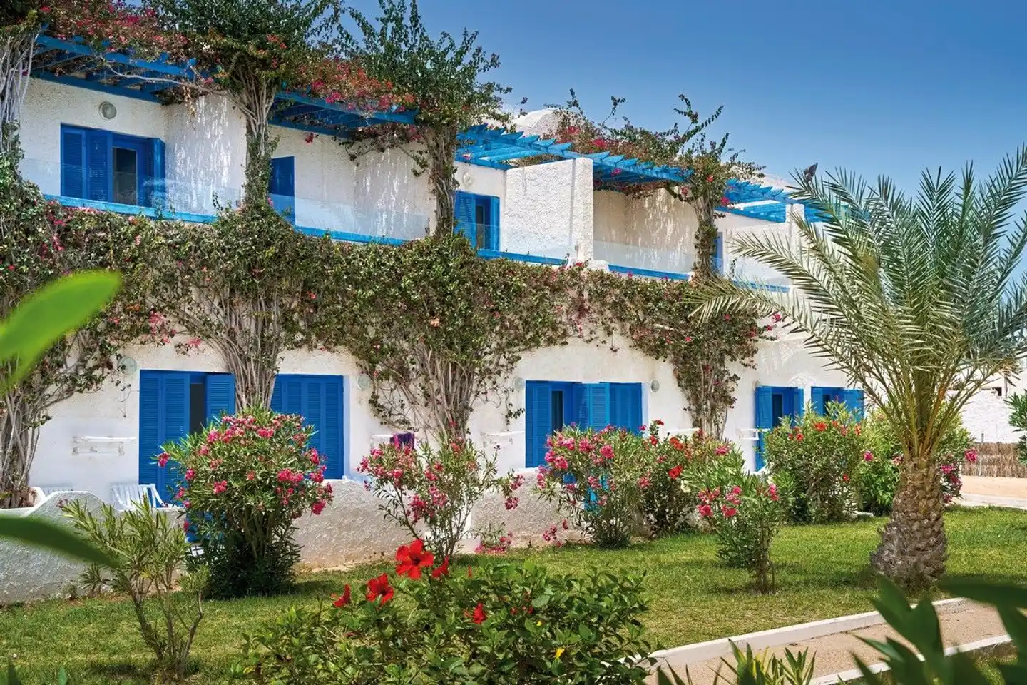 Hari Club Beach Resort Aussenansicht