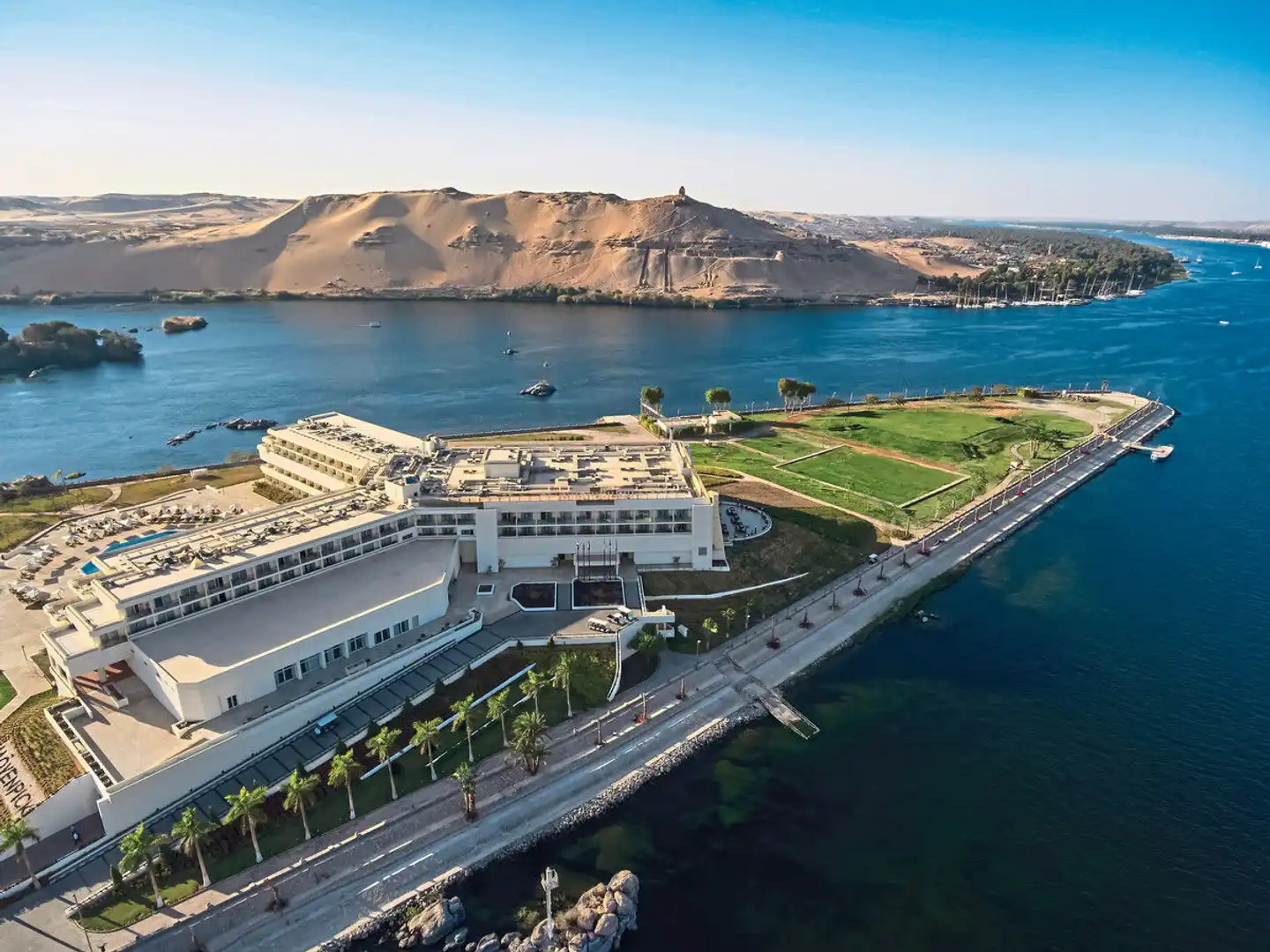 Mövenpick Resort Aswan Aussenansicht