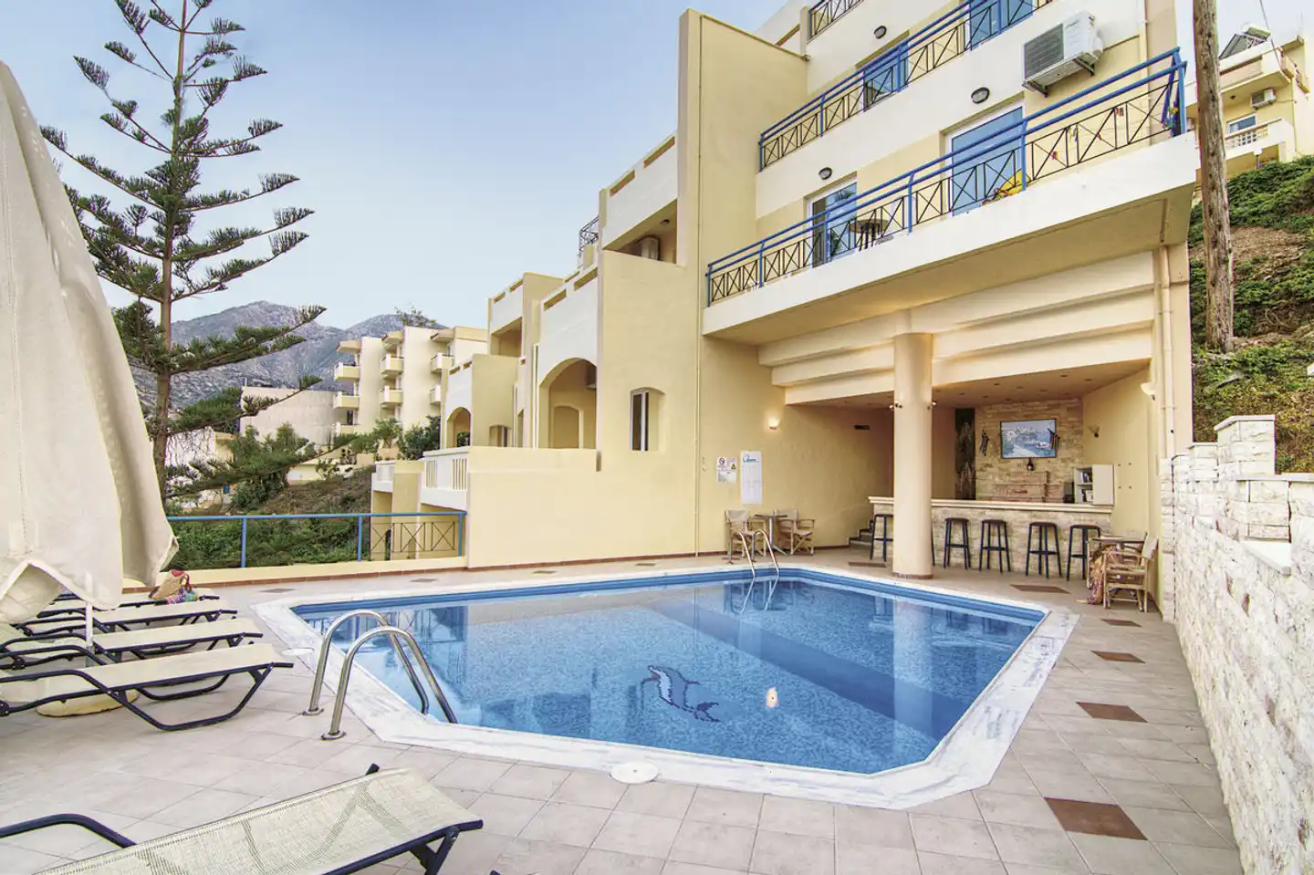 Aparthotel Athina Aussenansicht