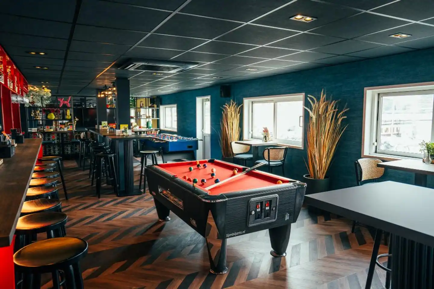 Botel Lobby