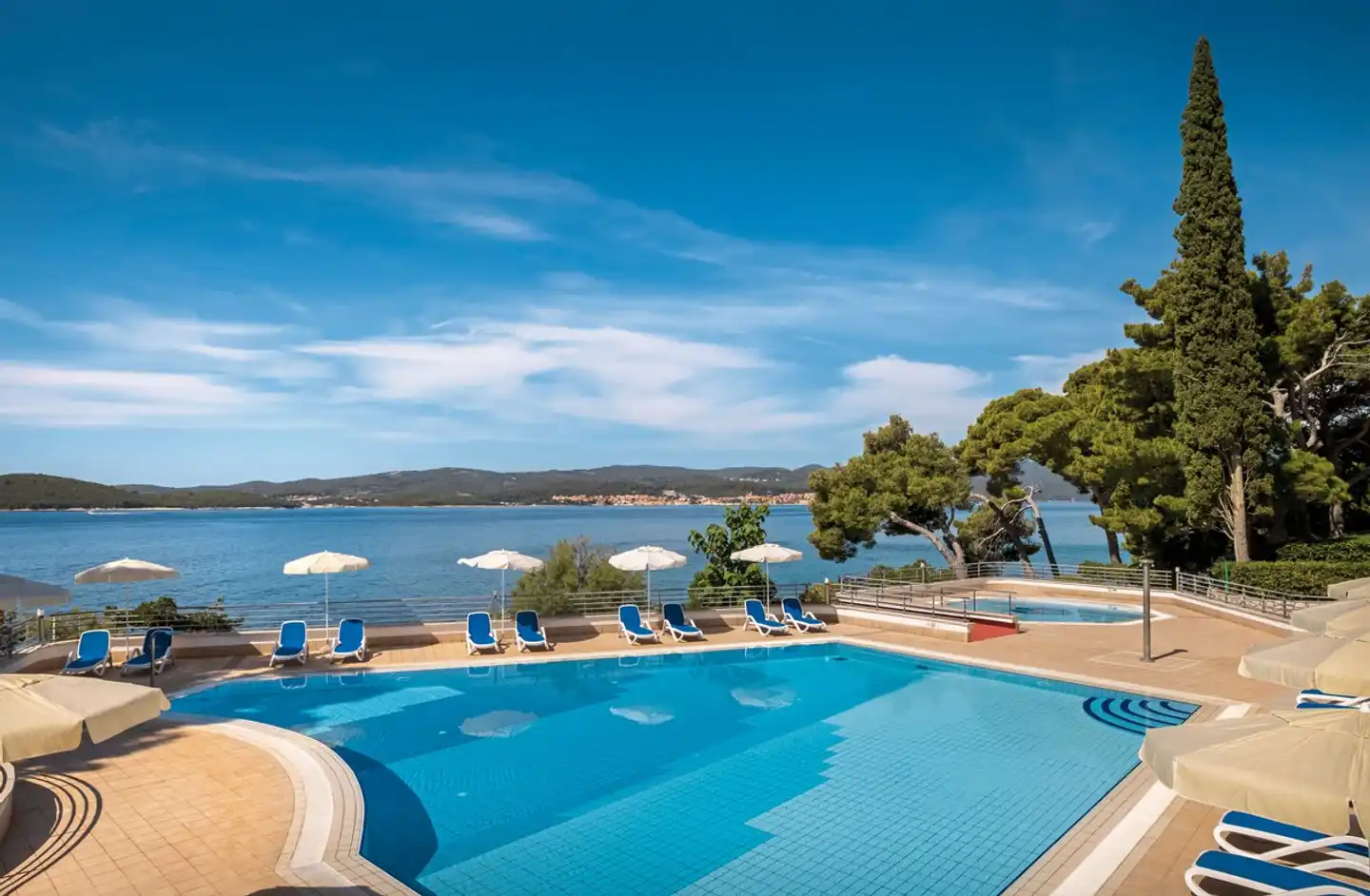 Aminess Bellevue Casa & Hotel & Village Pool