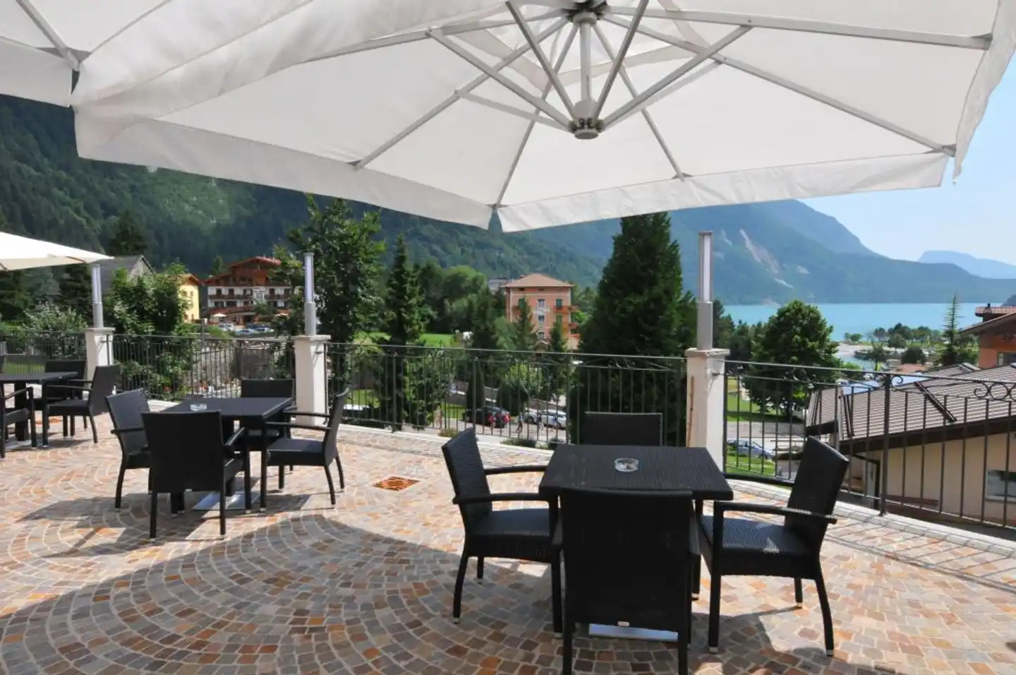 Alpenresort Belvedere Wellness & Beauty Terrasse