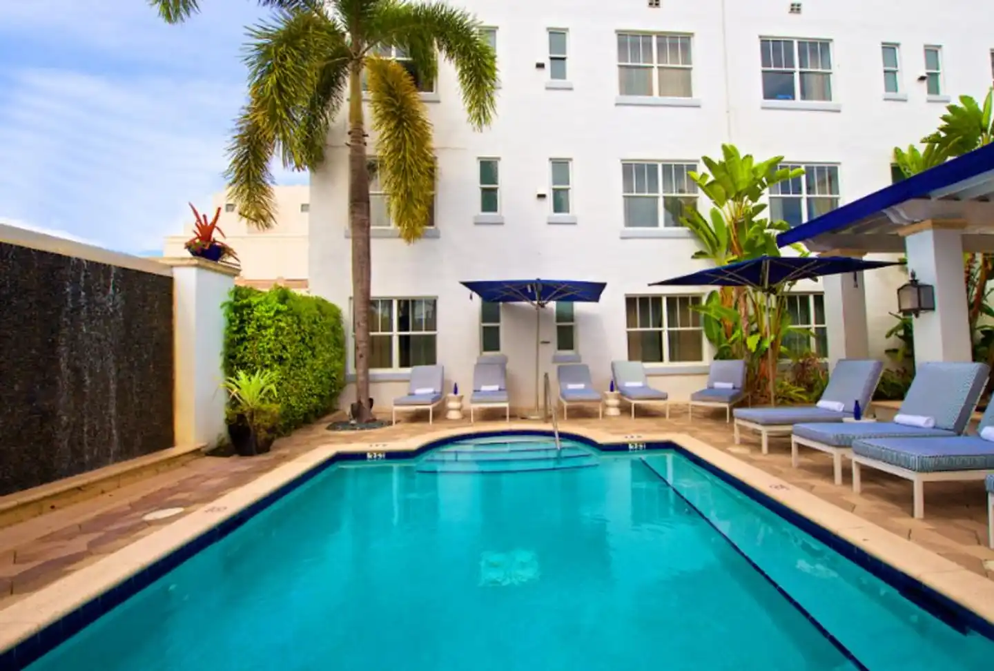 Blue Moon Hotel Pool