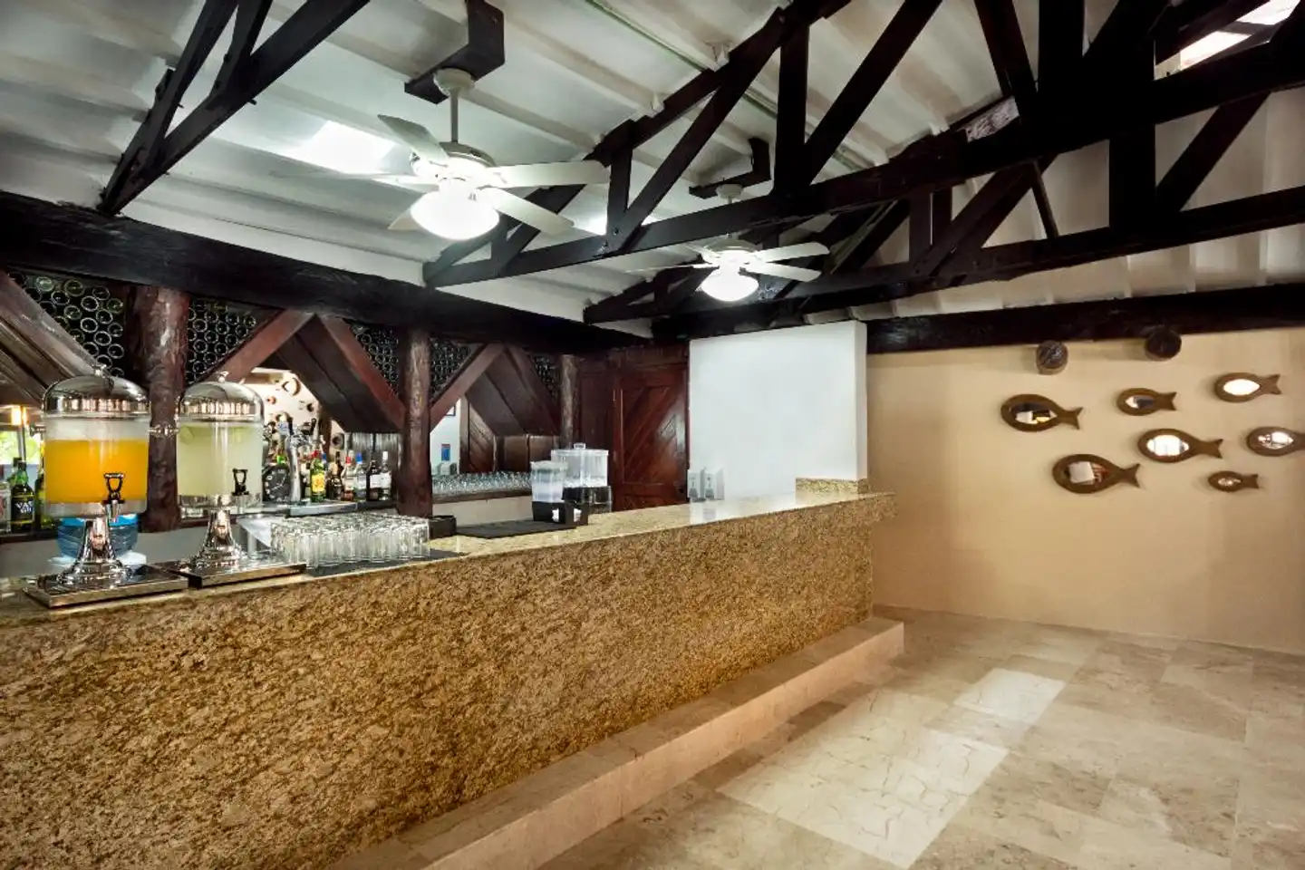 Flamingo Cancun Resort Lobby