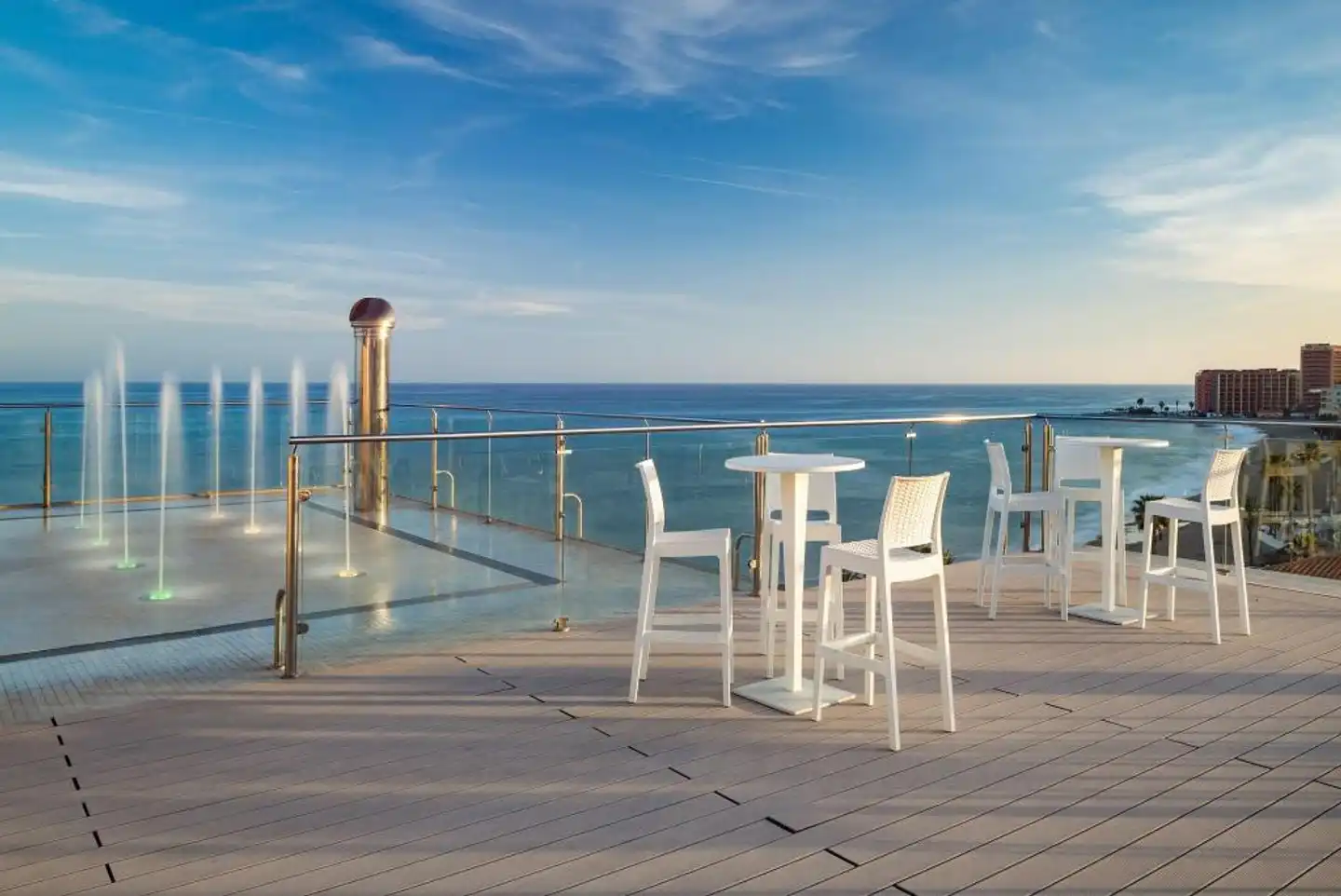 Hotel Las Arenas Affiliated by Meliá Terrasse