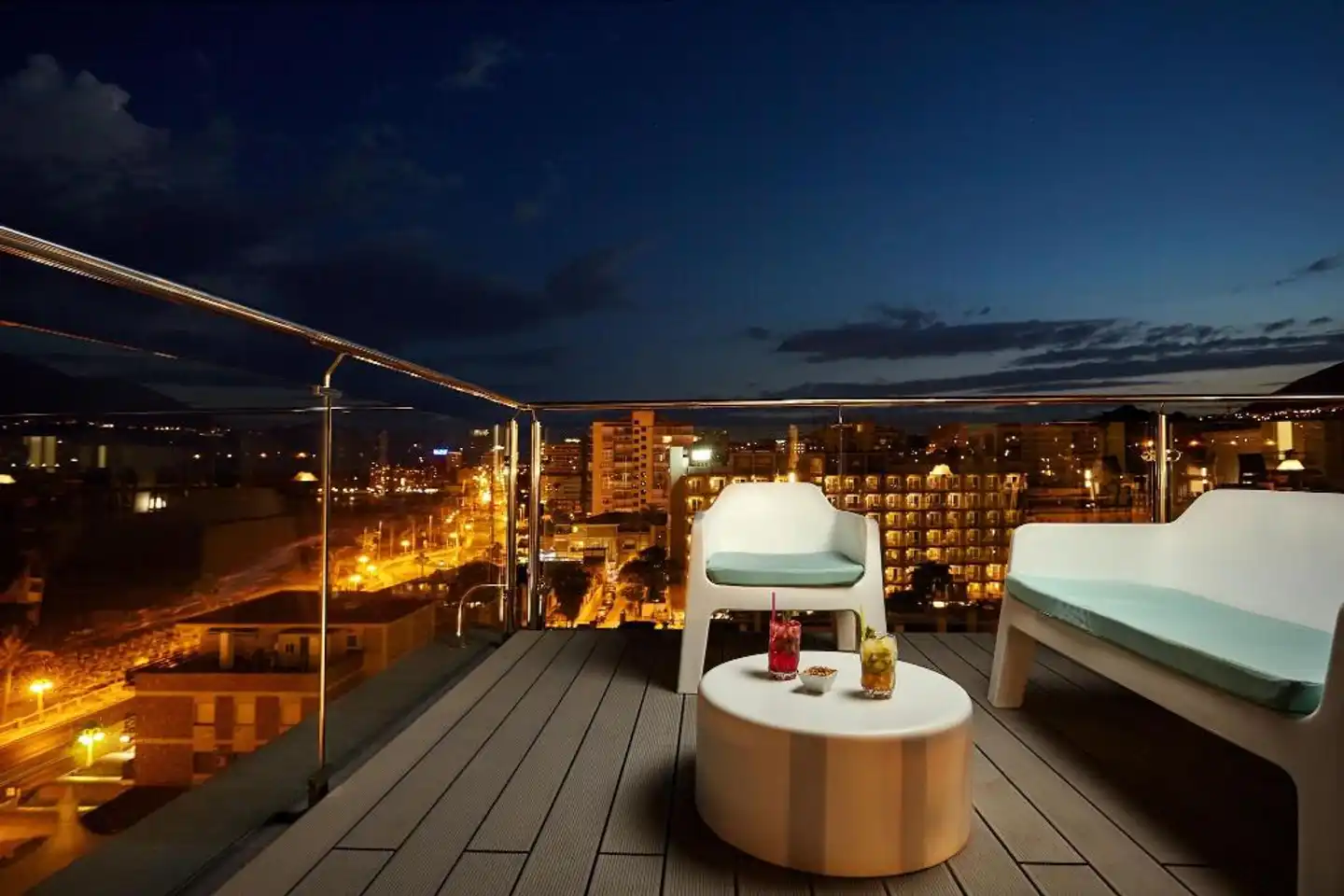 Hotel Las Arenas Affiliated by Meliá Terrasse
