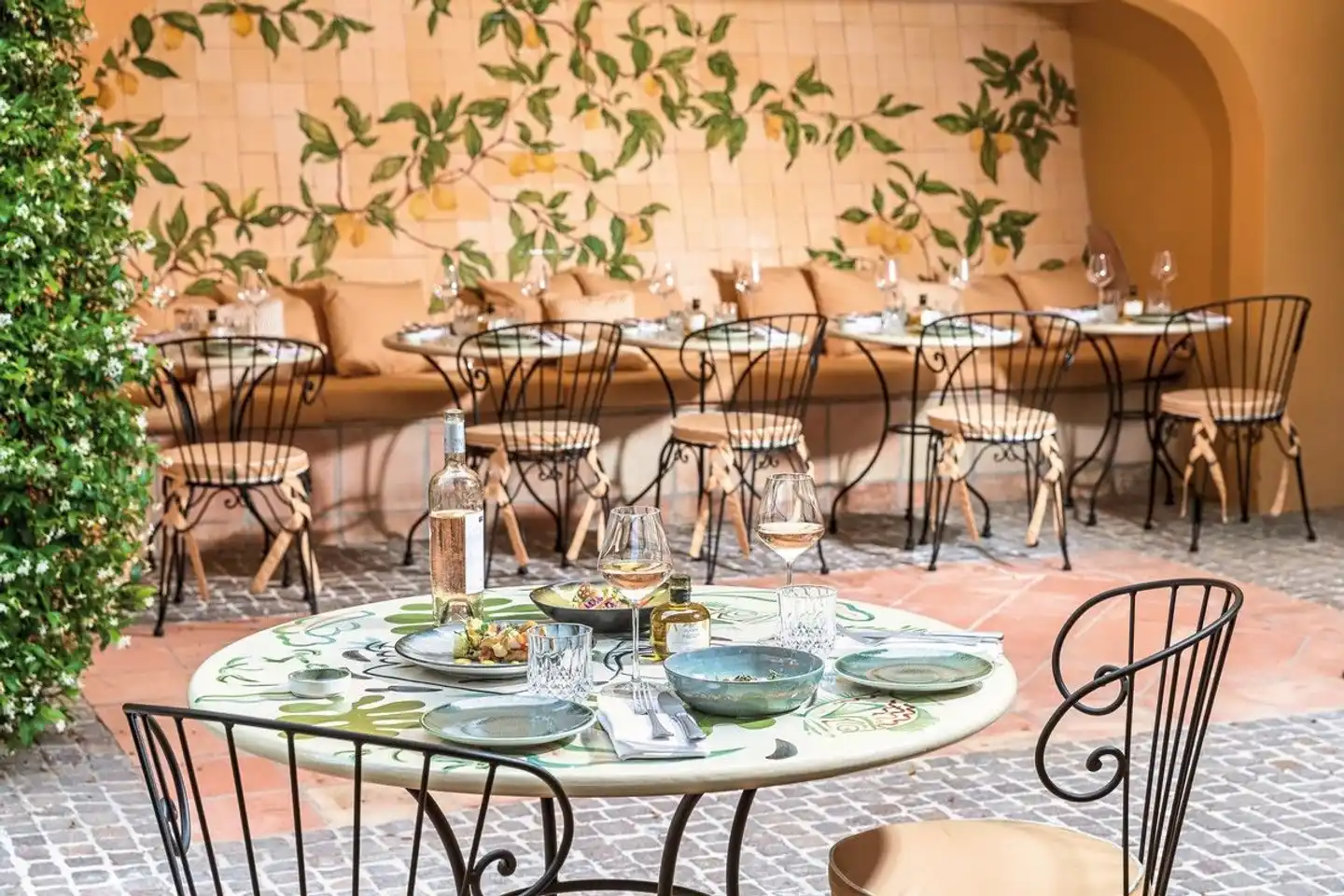 Hotel La Perouse Restaurant