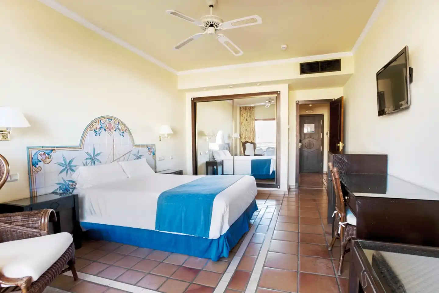 Ibersol Almuñécar Beach & Spa Wohnbeispiel